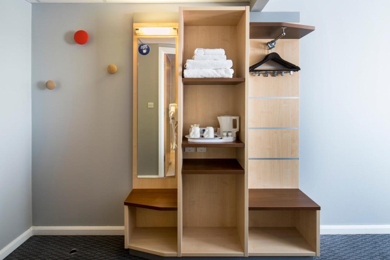 Standard Room with Free Hot Breakfast