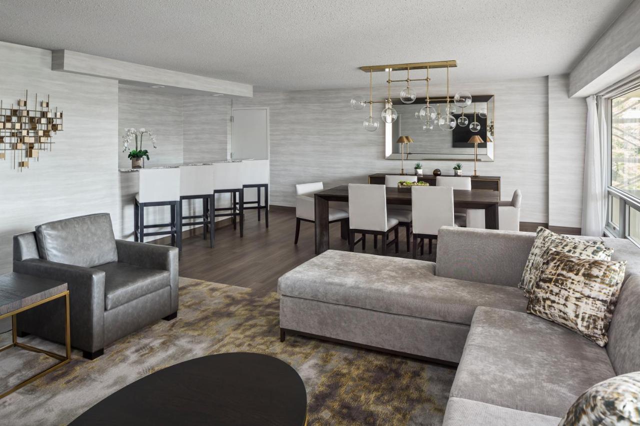 Atrium Suite