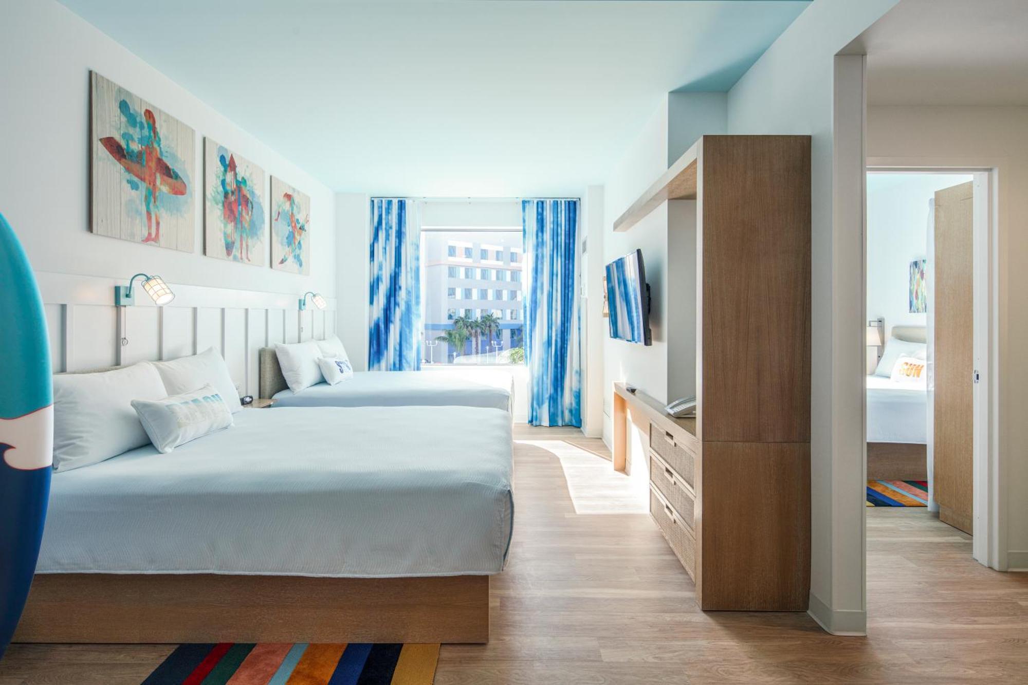 Two-Bedroom Suite with Water View (Includes Early Park Admission*)