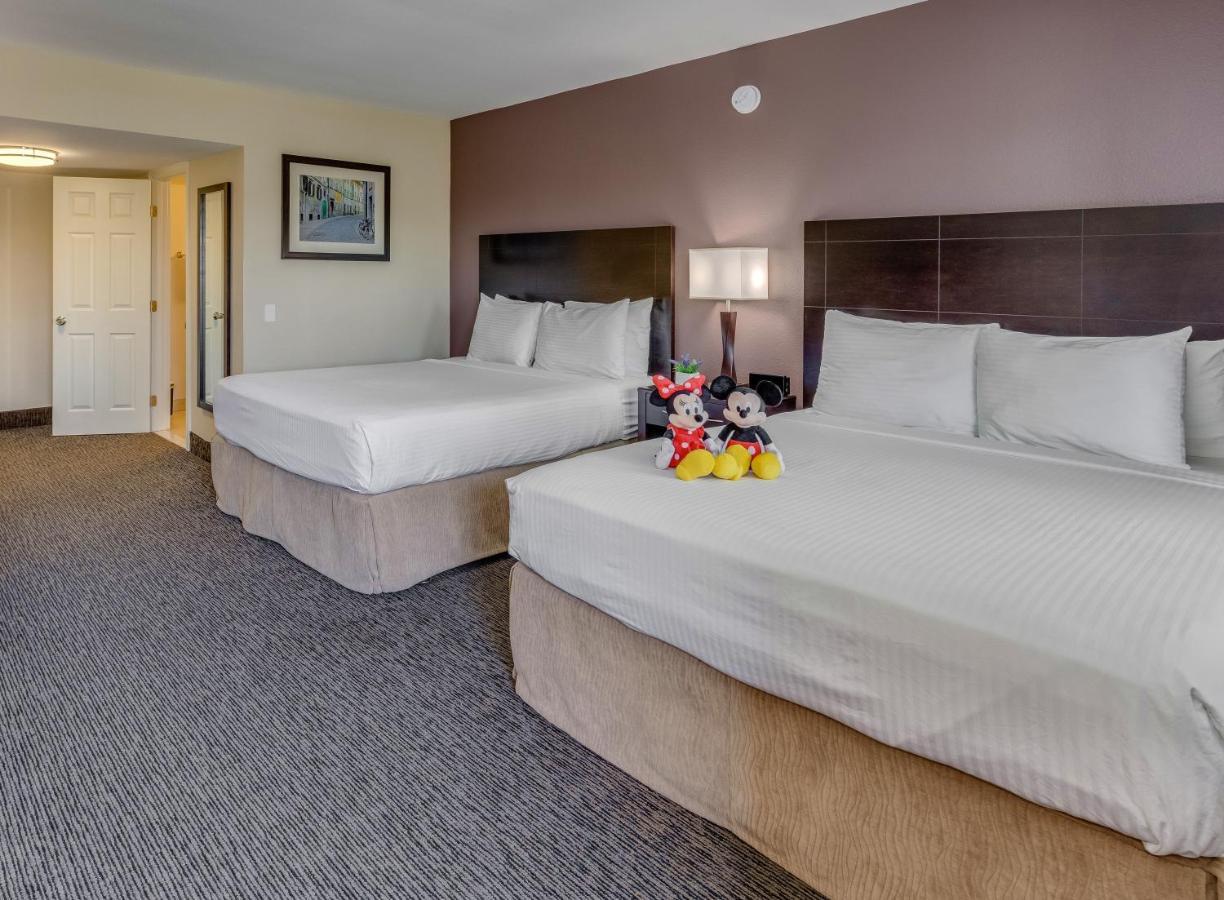 Deluxe Room 2 Queen Beds