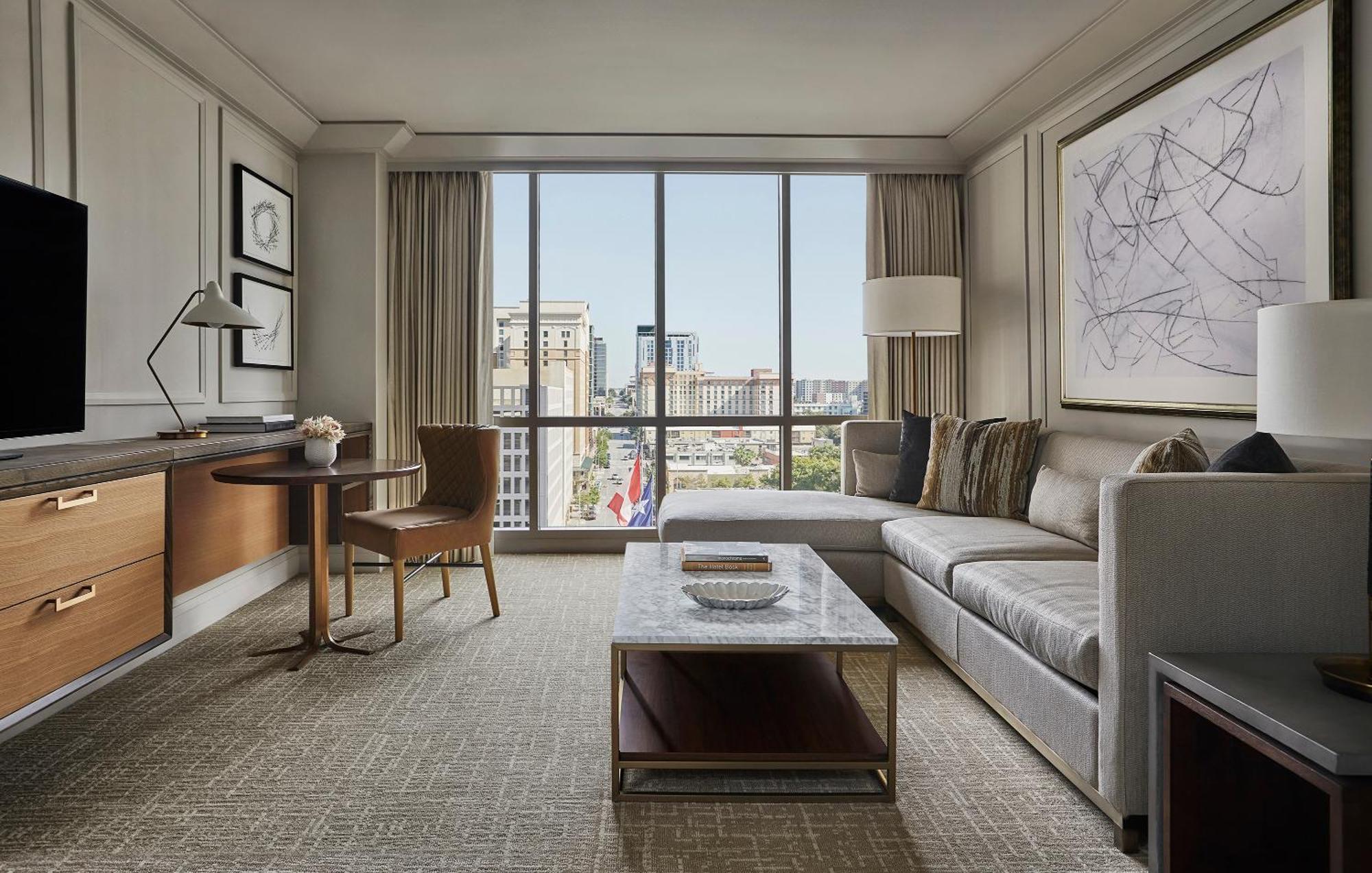One-Bedroom King Suite City View