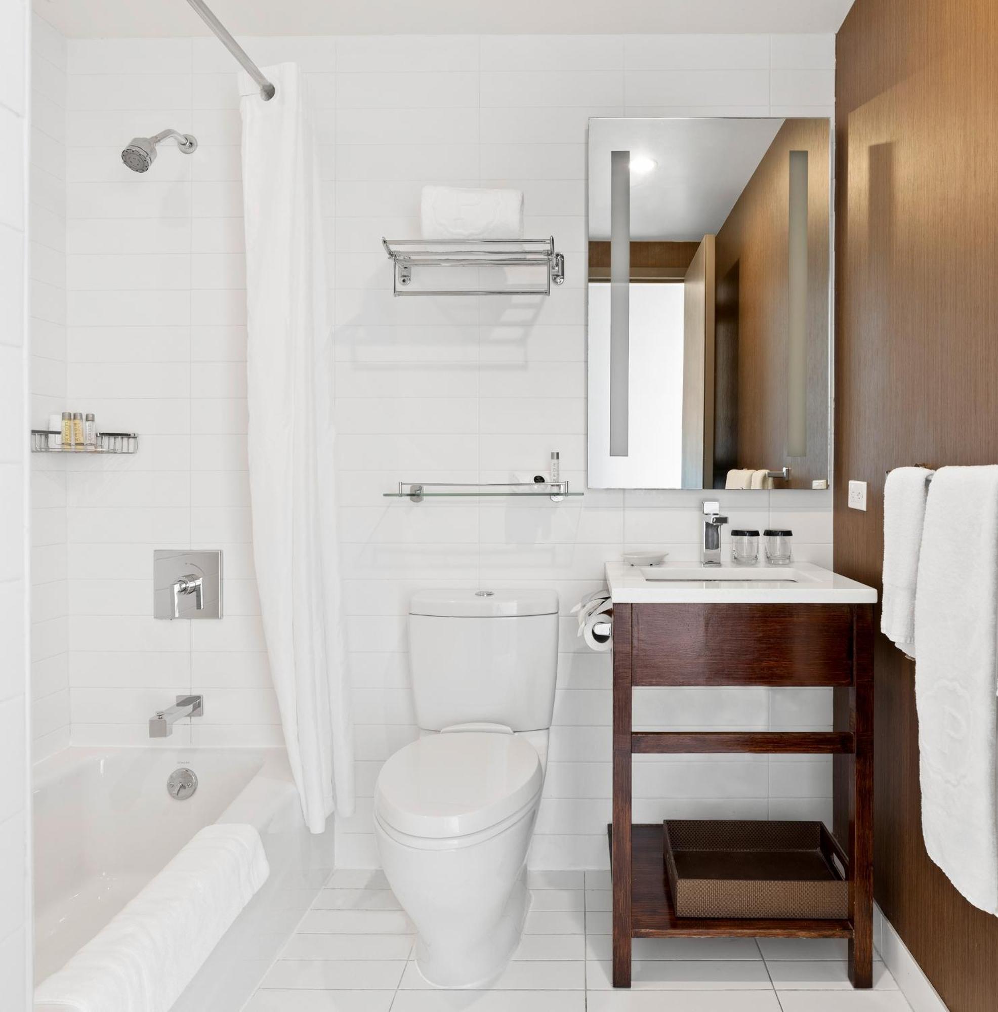 Standard Twin Room with Two Twin Beds