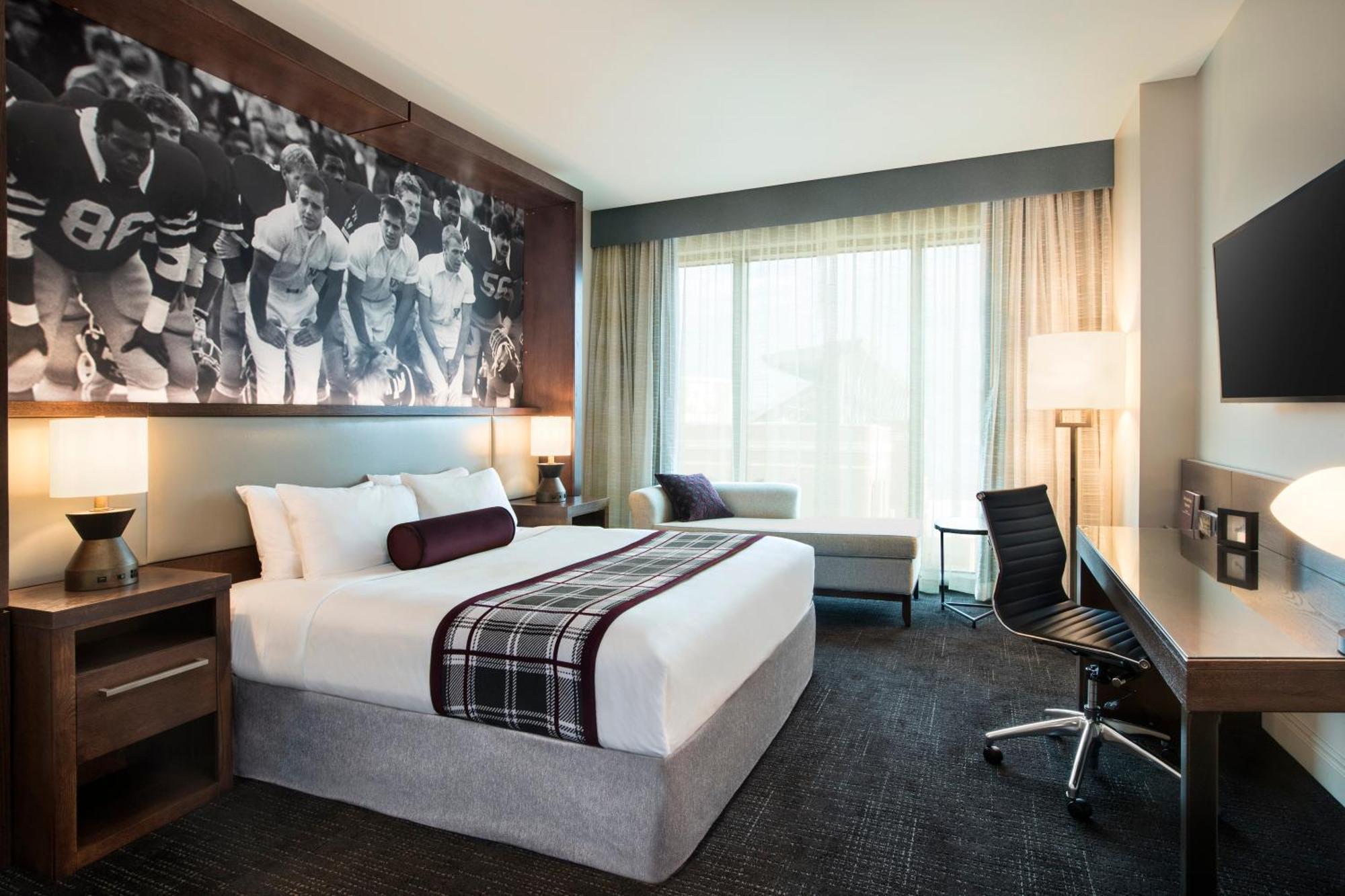 Deluxe King Room,1476863884:JPEG