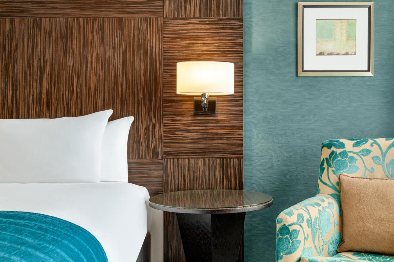 Premium King Room