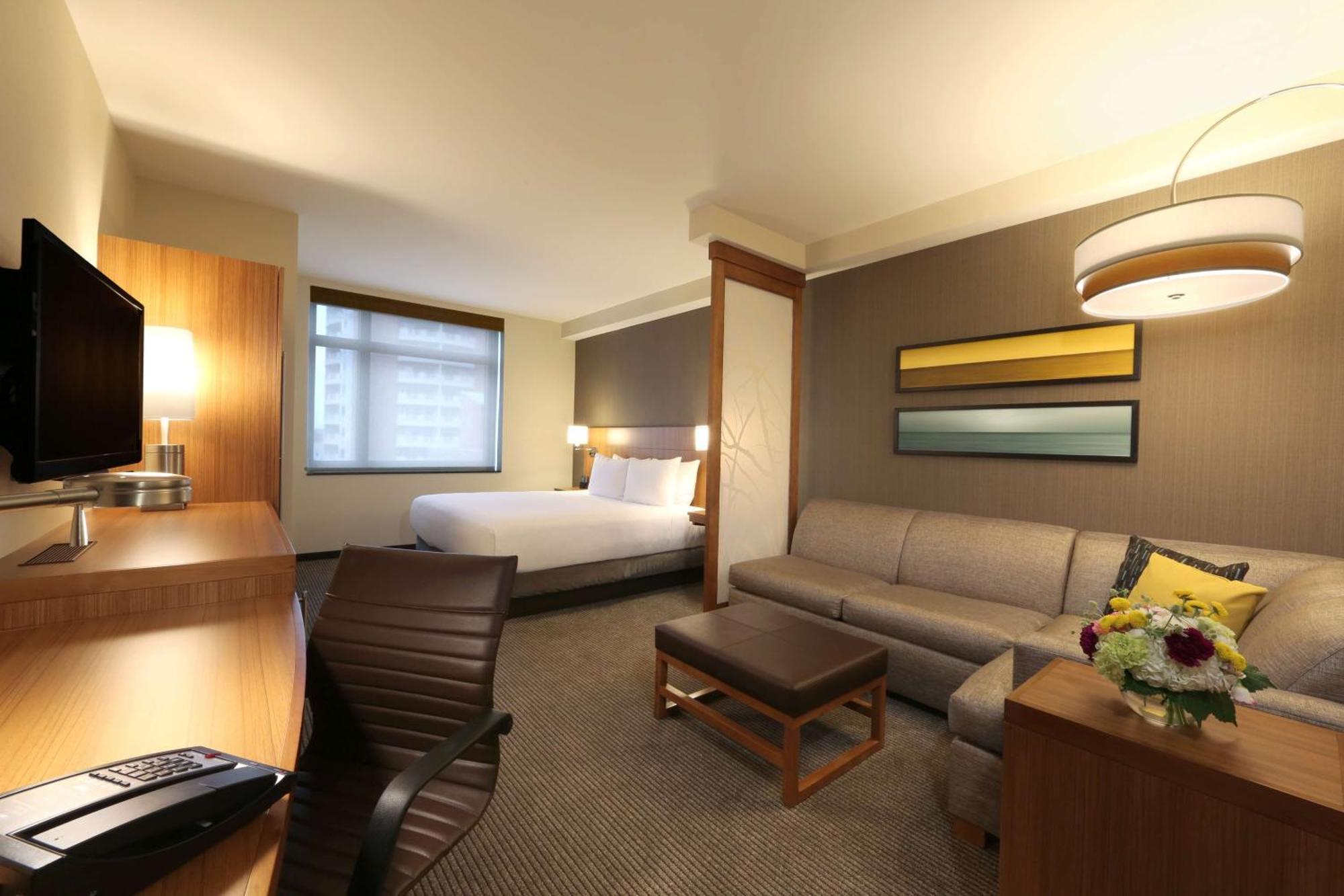 One-Bedroom King Suite Roll Shower Disability Access
