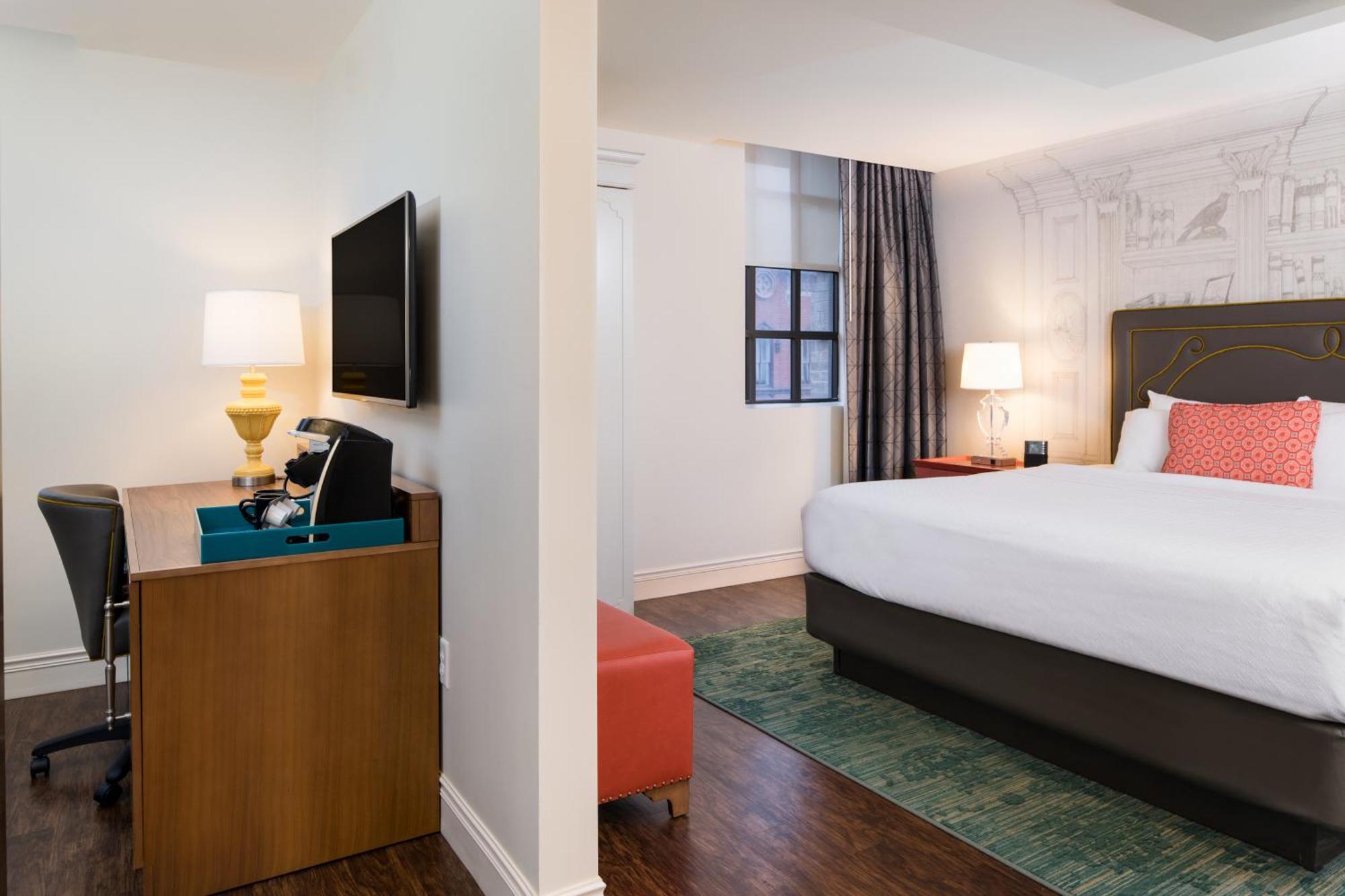 Standard King Room