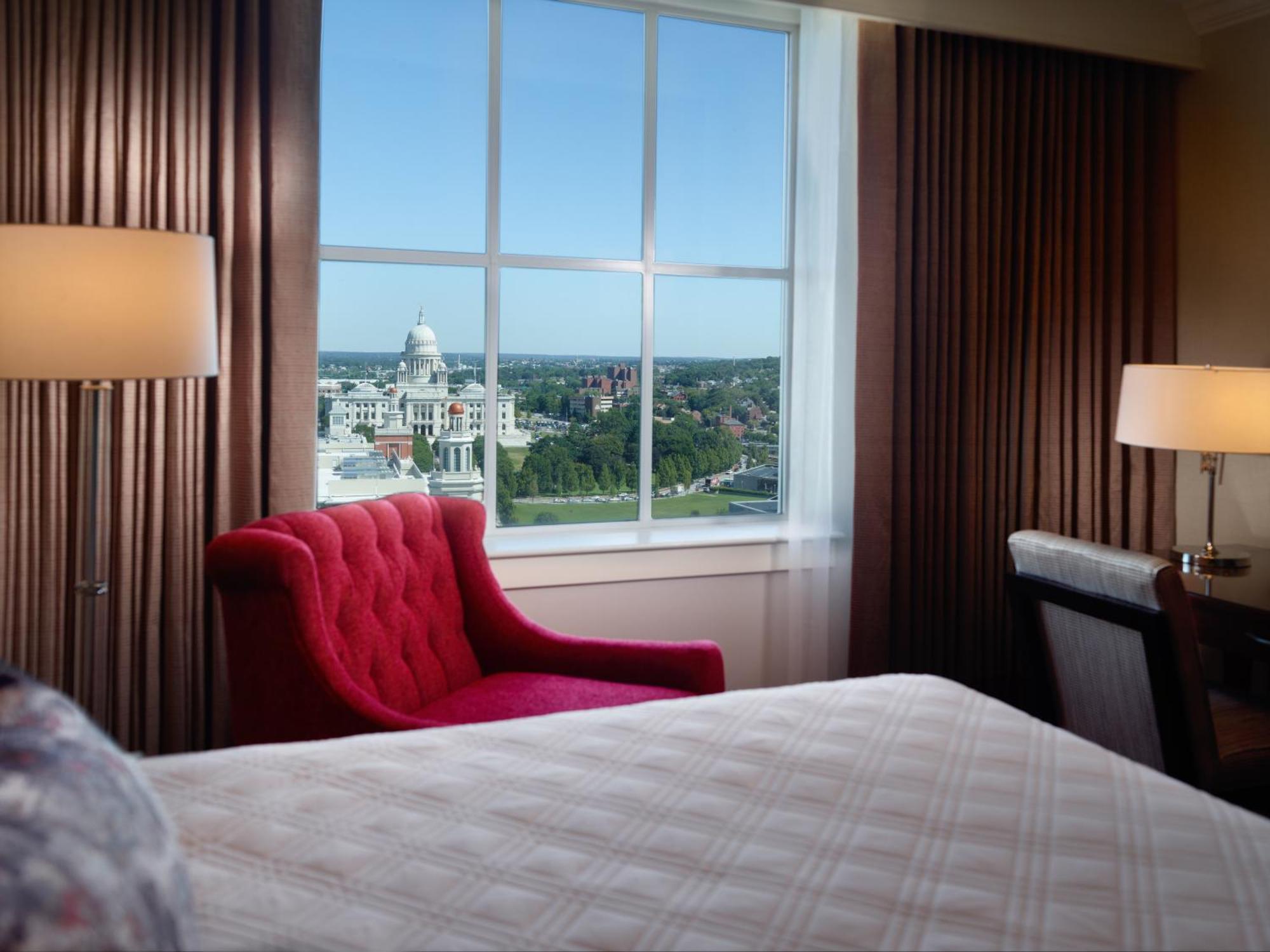 Premier Room – 1 King Bed