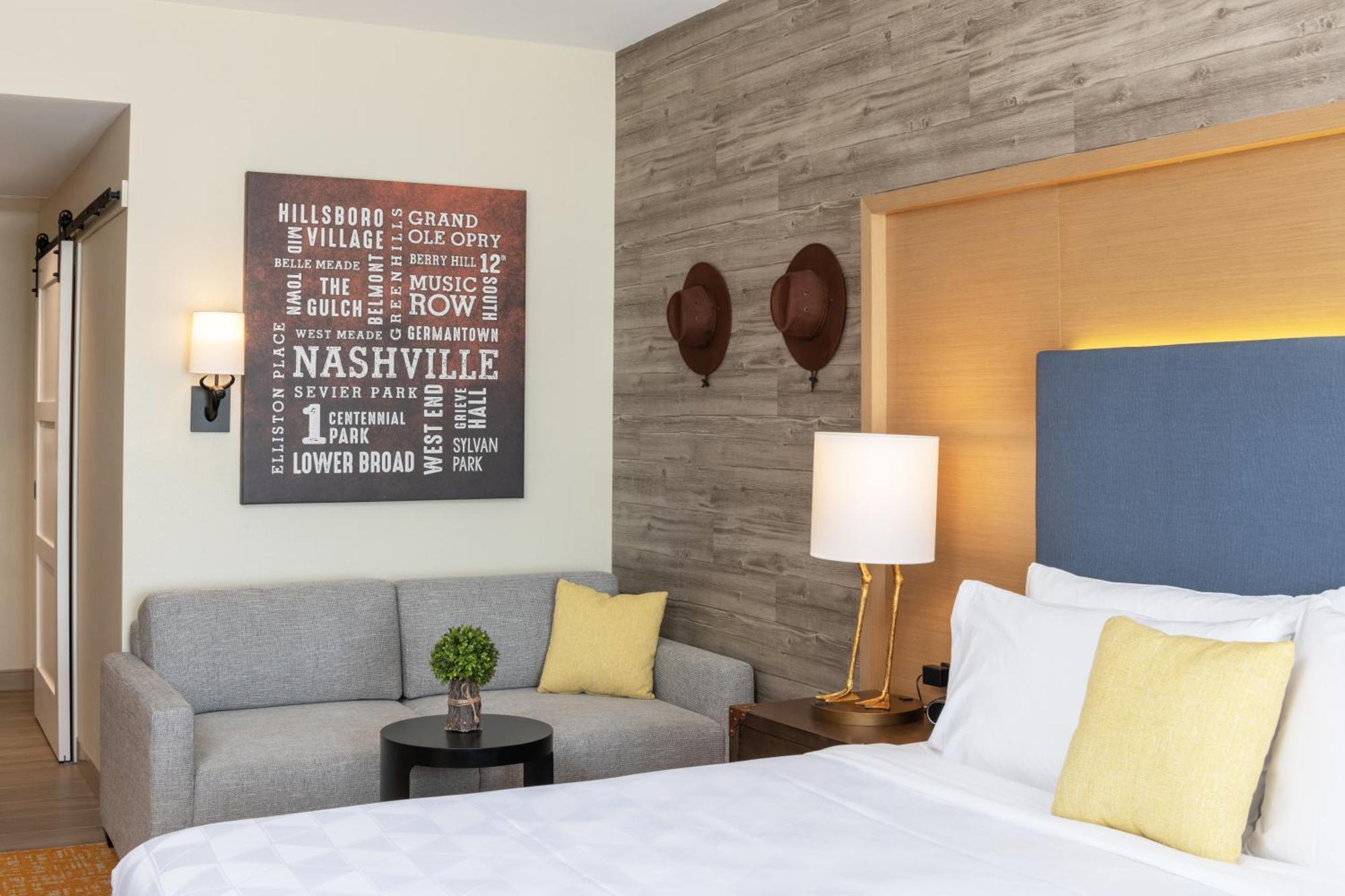 Premium Queen Room with Two Queen Beds and City View