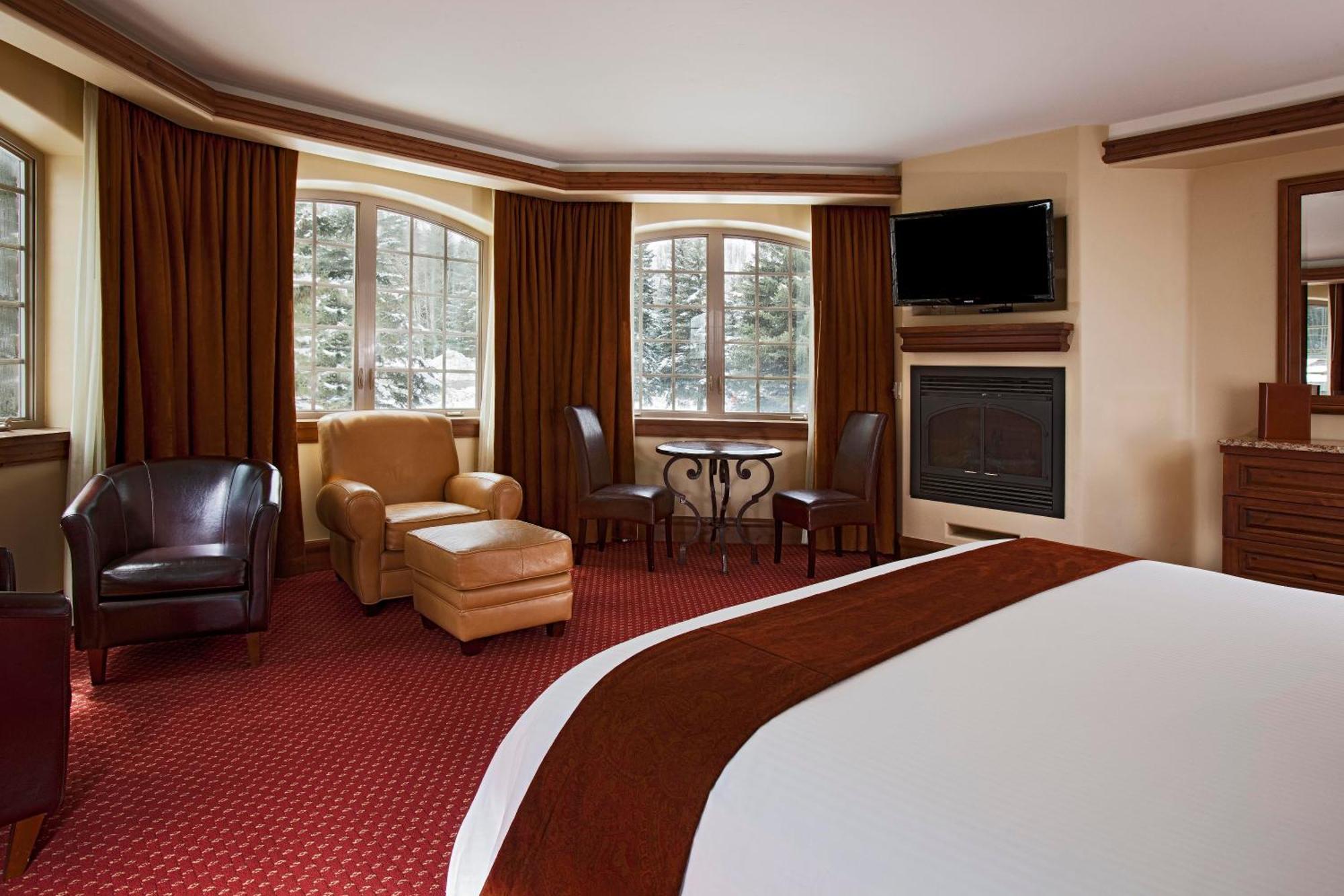 Premium King Room Tower Mountain View