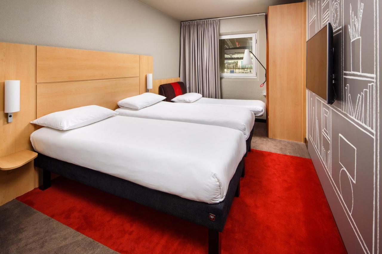 Family Twin Room