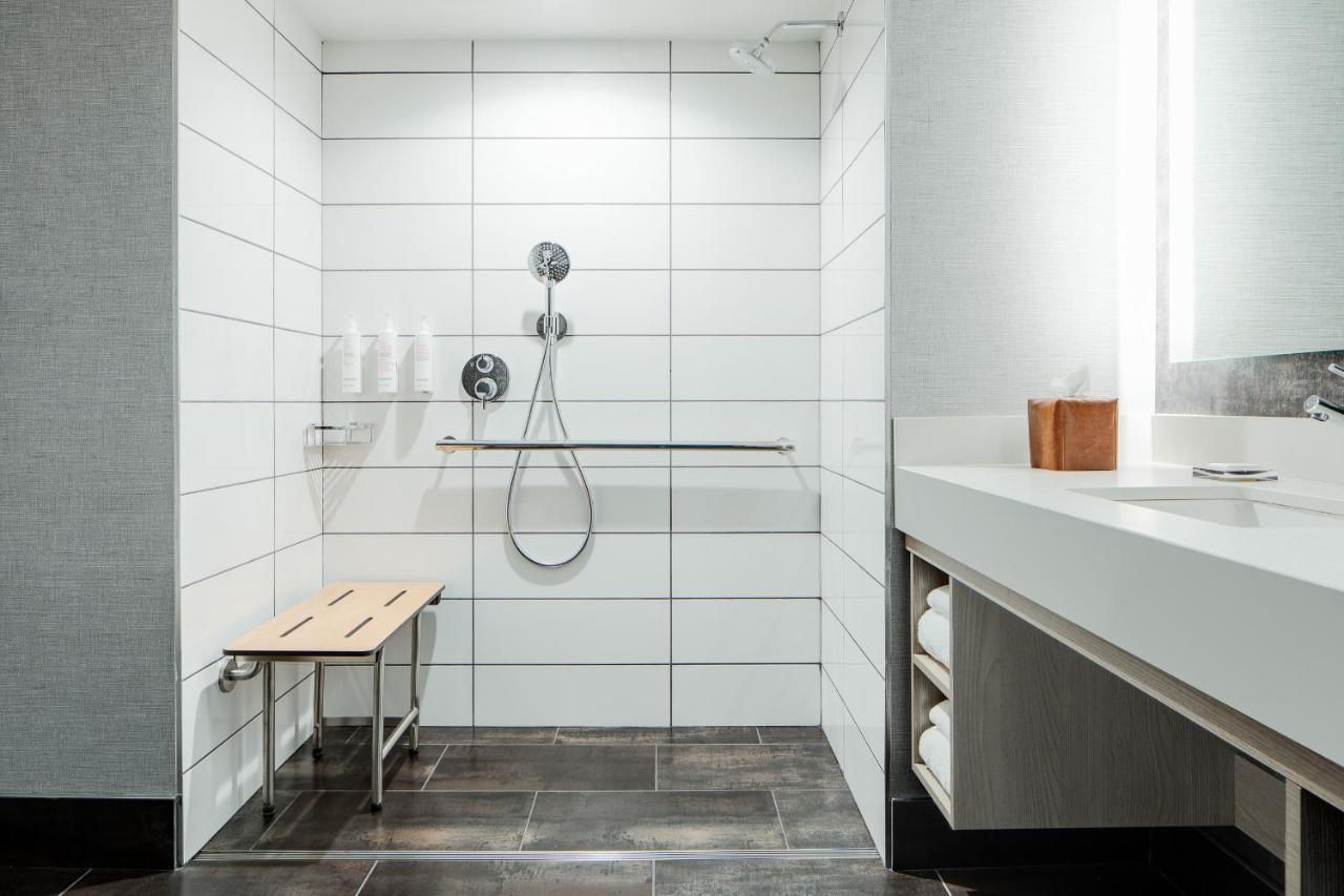 Queen Room Two Queen Beds Roll Shower Mobility Accessible