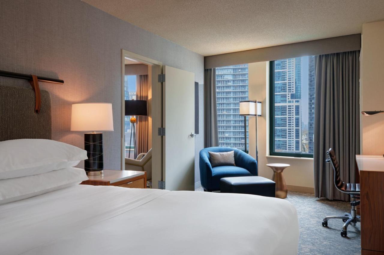 Executive Suite Lake View