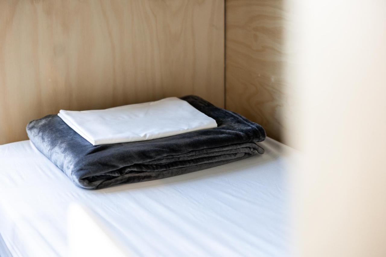 Bed a 6 Share Ensuite Dorm,1351800757:JPEG