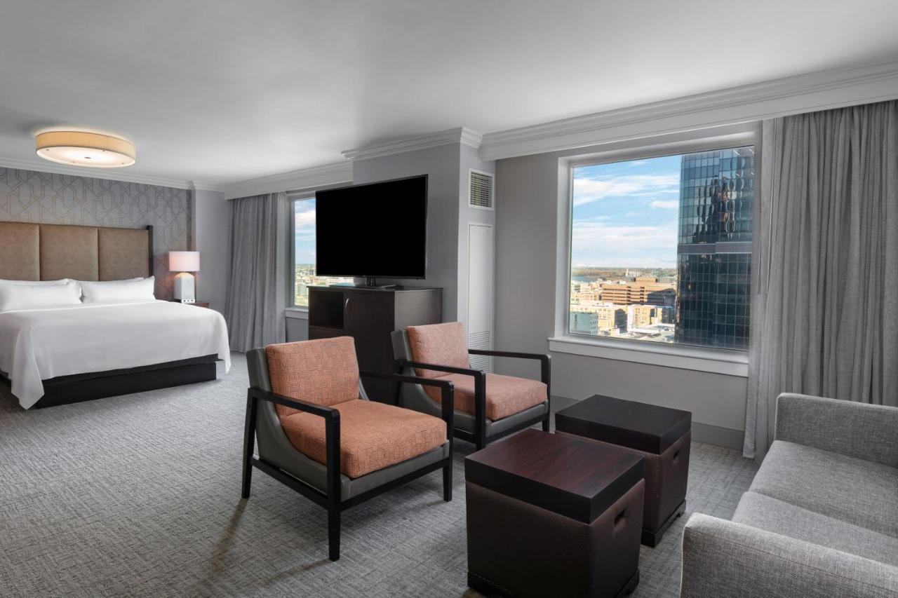 Ambassador Suite,1356346667:JPEG