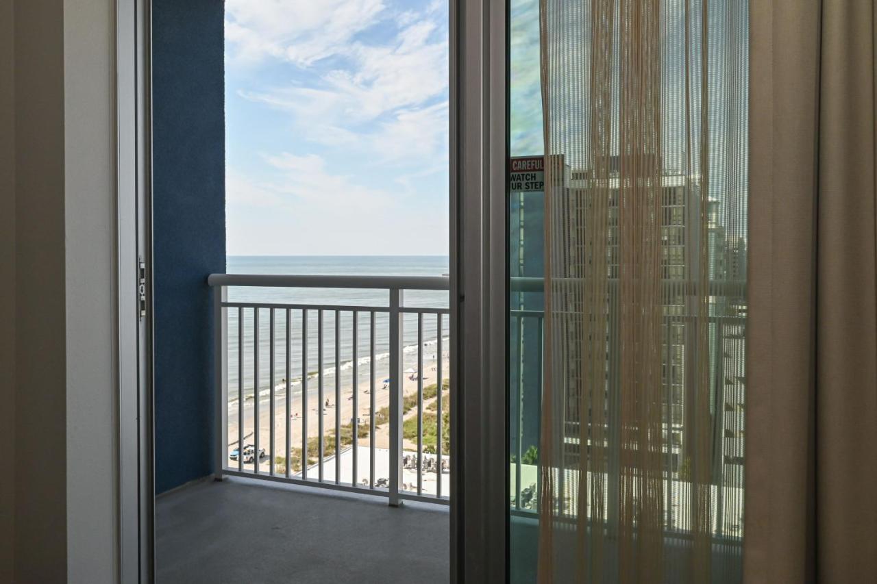 Queen Studio Balcony Partial Ocean View Hearing Accessible