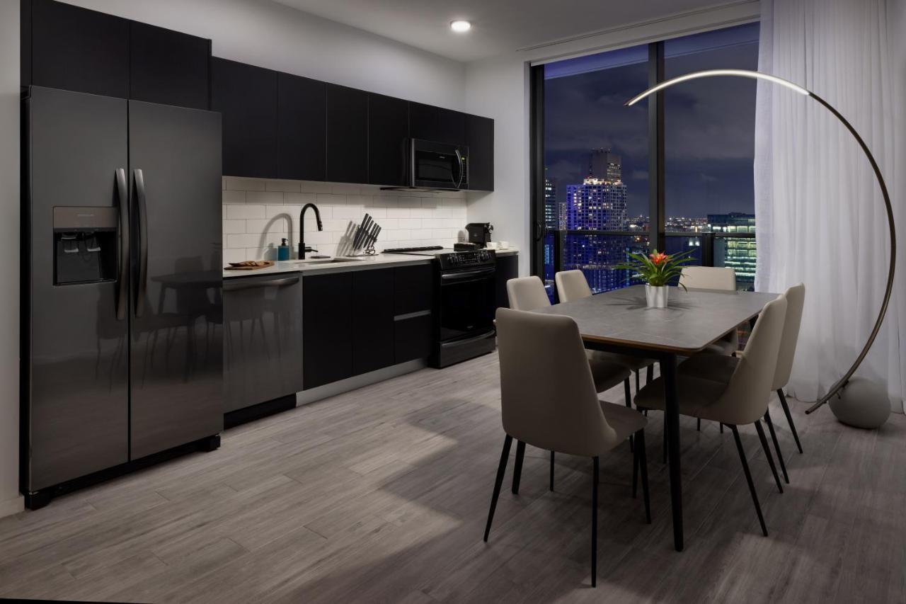 City View Three Bedroom Suite King or Queen or Two Twins ADA