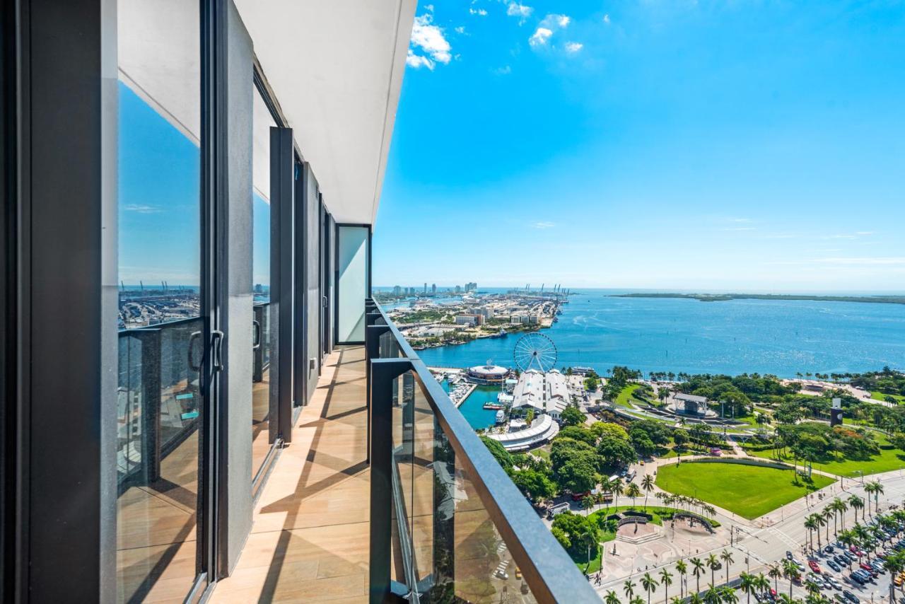 Bay View Three Bedroom Suite King or King or Queen