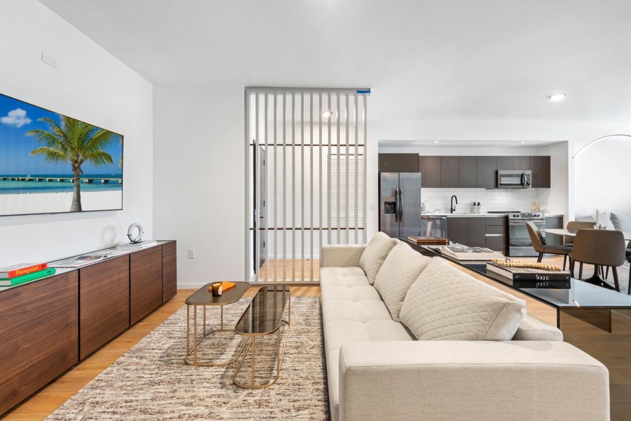 Bay View Three Bedroom Suite King or King or Queen