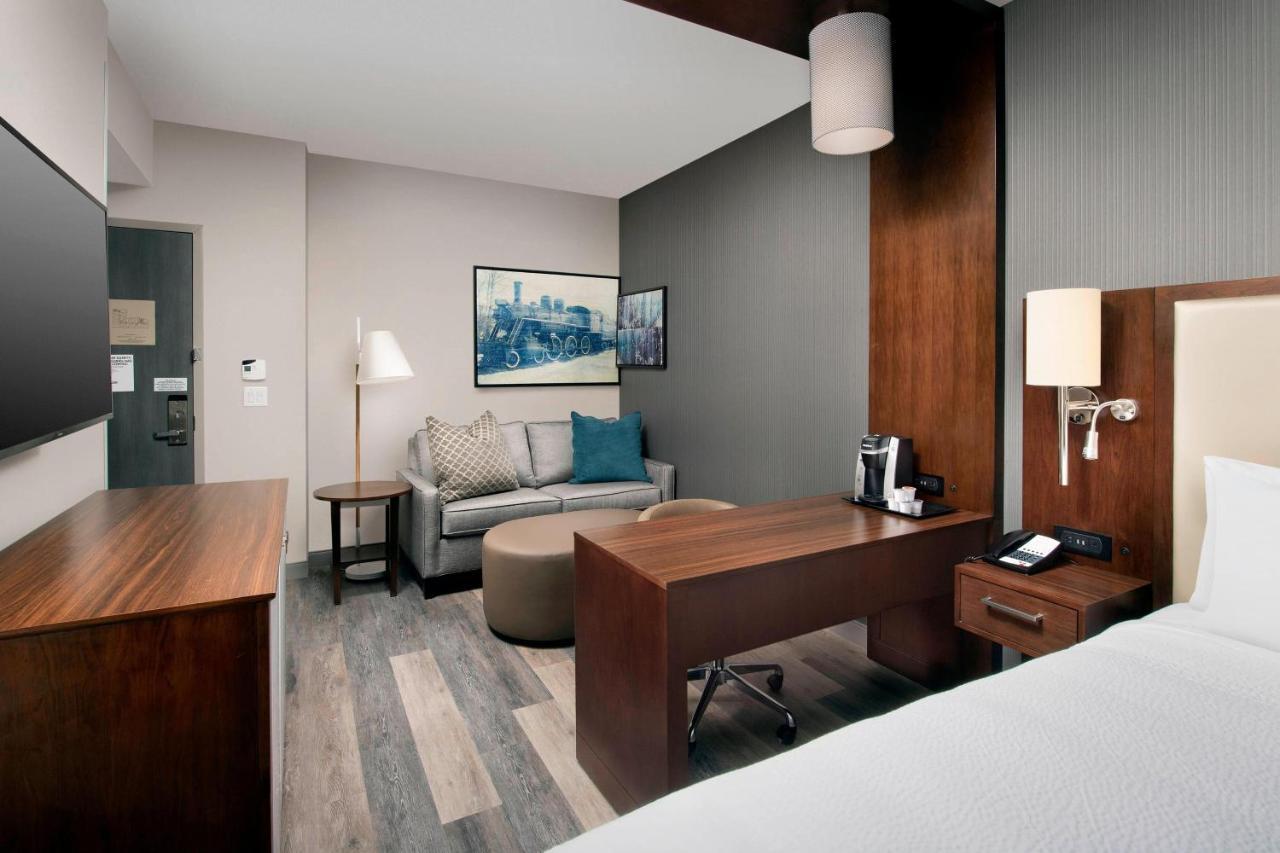 King Room City View Sofa Bed Hearing Accessible