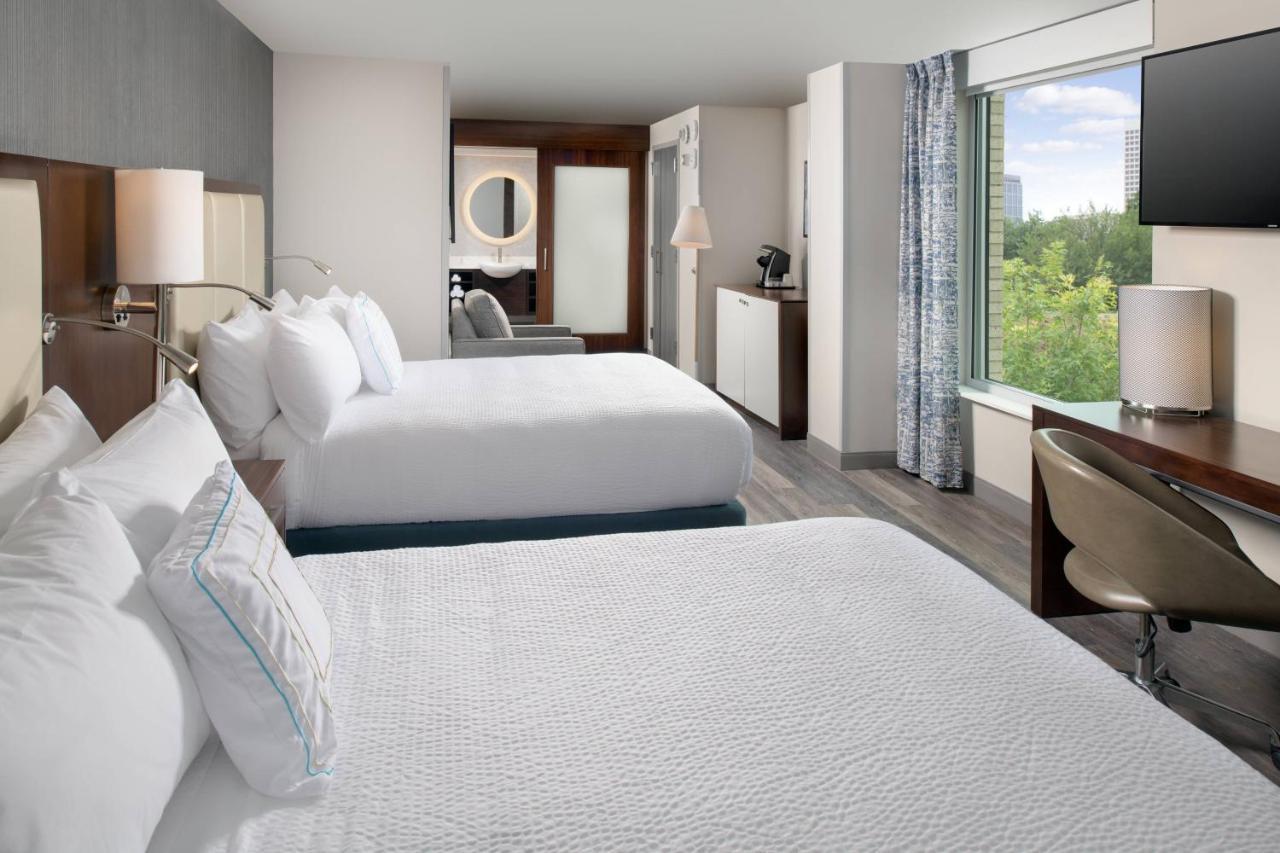 Queen Room Two Queen Beds City View Sofa Bed High Floor Hearing Accessible
