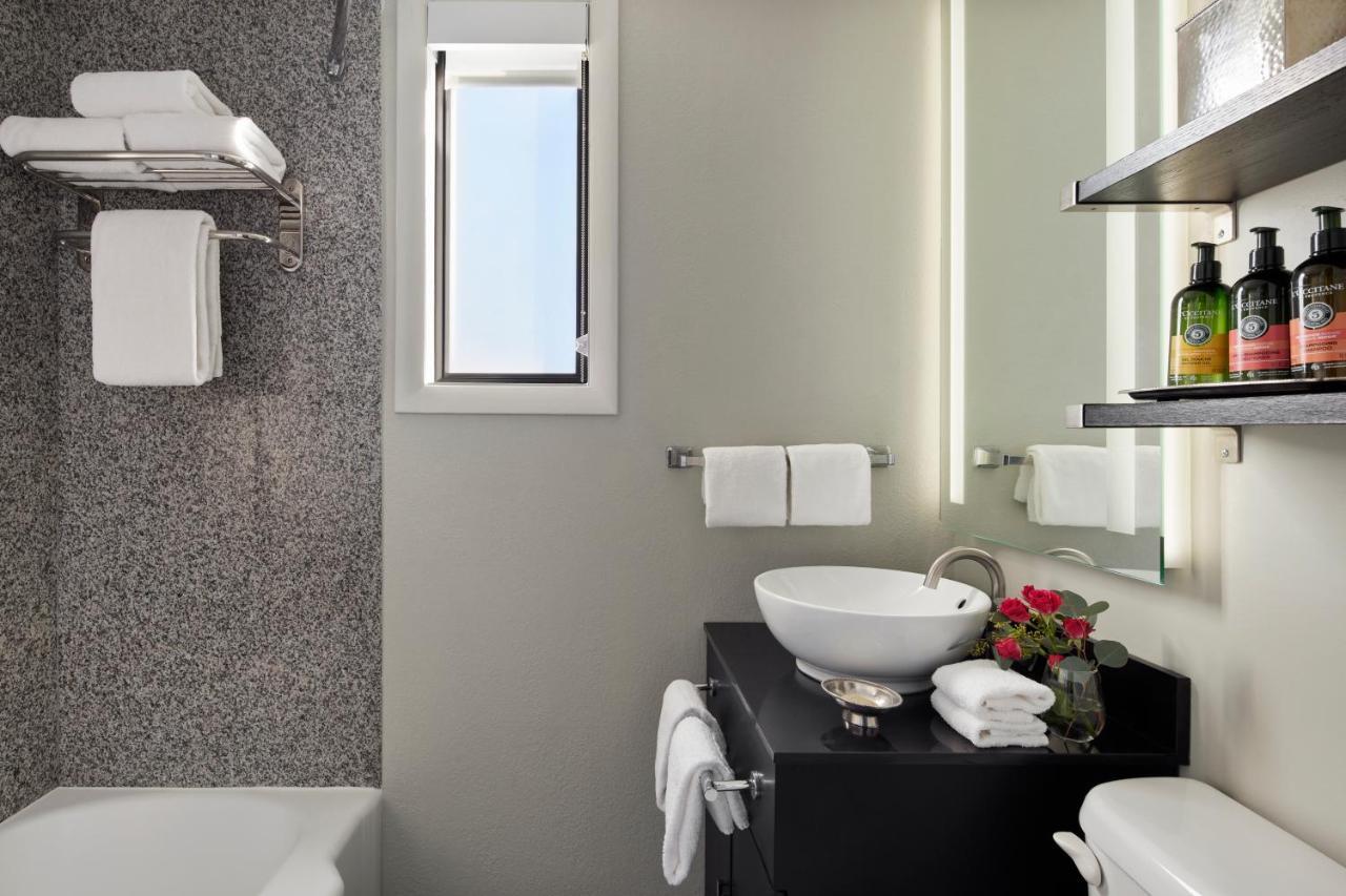 Queen Suite