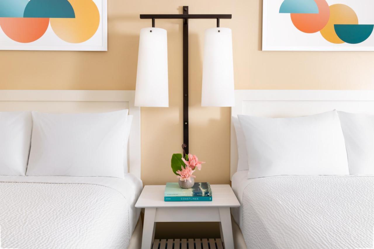 Oceanfront Two Doubles Hotel Room – Accessible