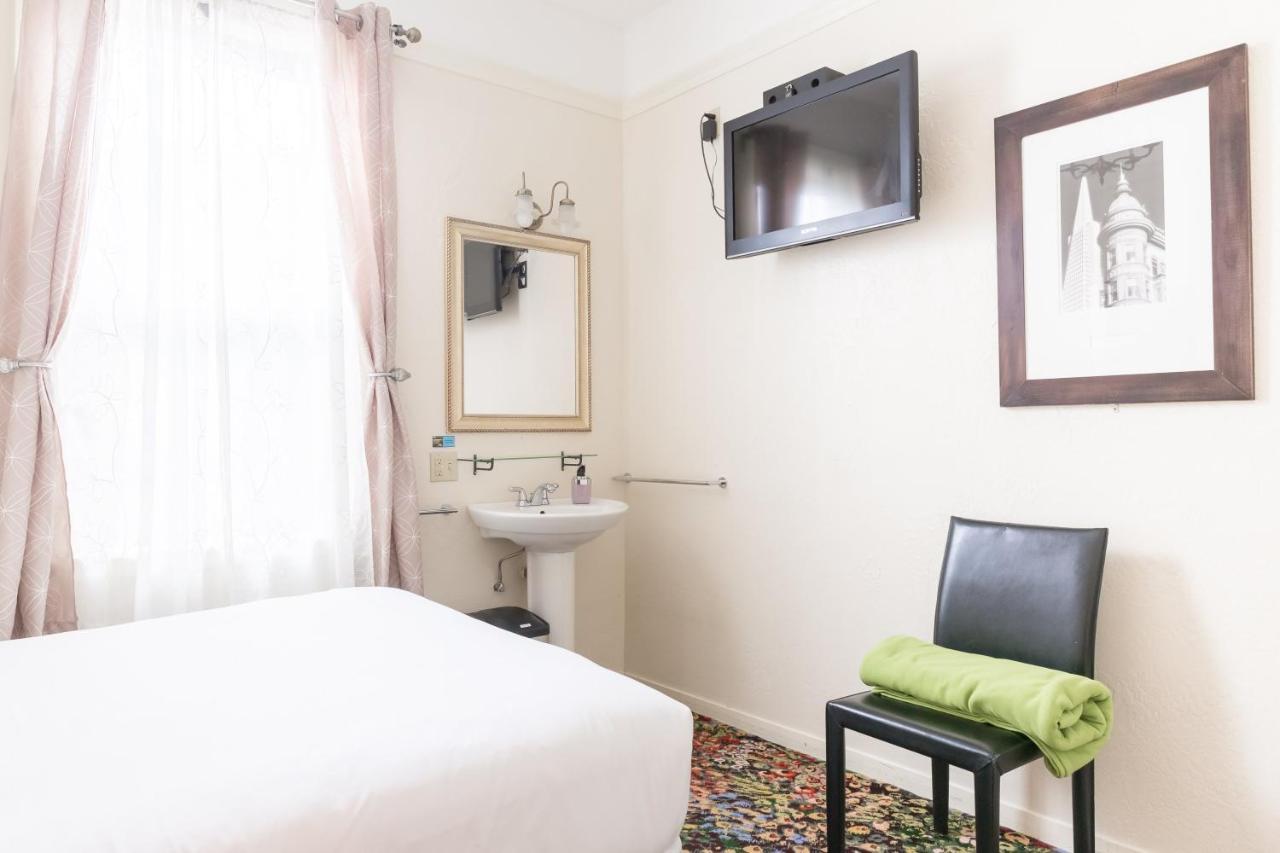 Standard Room with Shared Bathroom