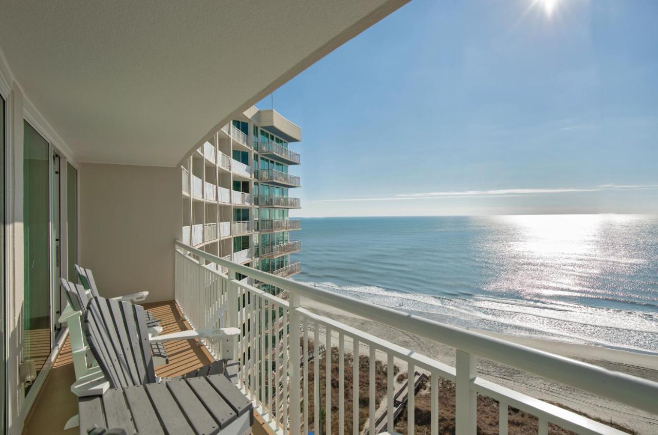Three-Bedroom Suite Ocean Front
