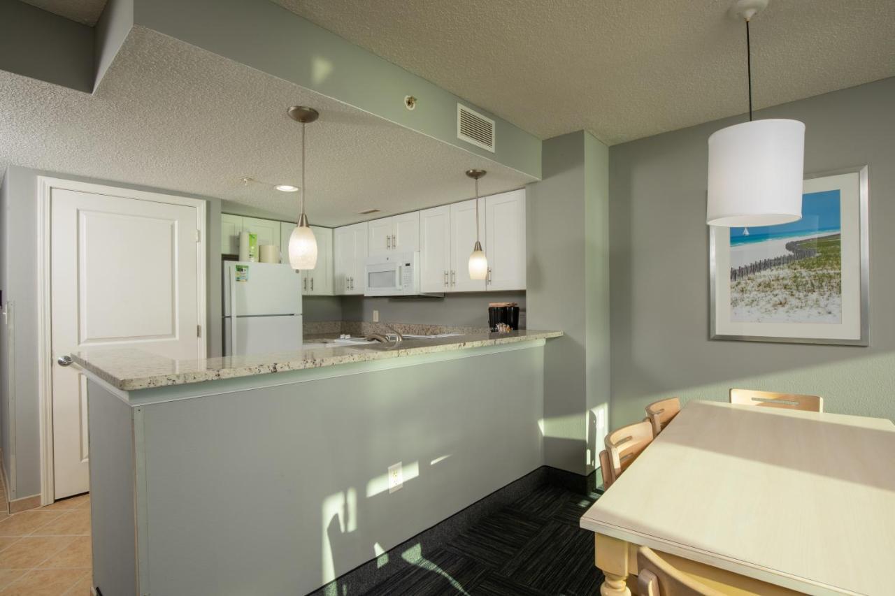 Two-Bedroom Suite Ocean Front