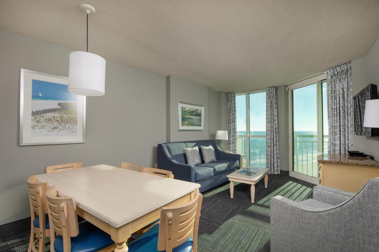 Two-Bedroom Suite Ocean Front
