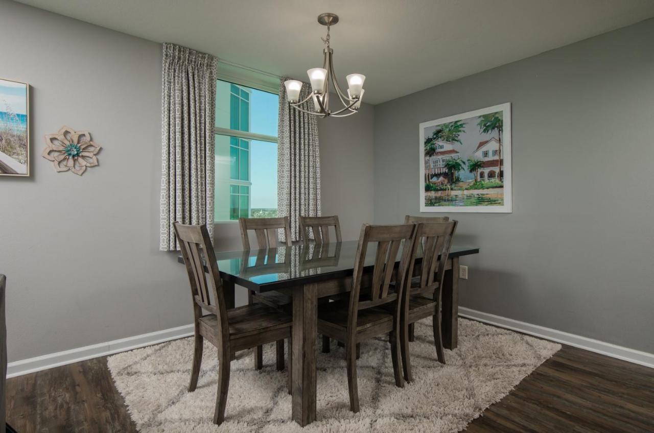 Three-Bedroom Suite Ocean Front