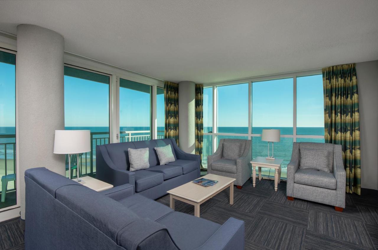 Corner Three-Bedroom Suite Ocean Front