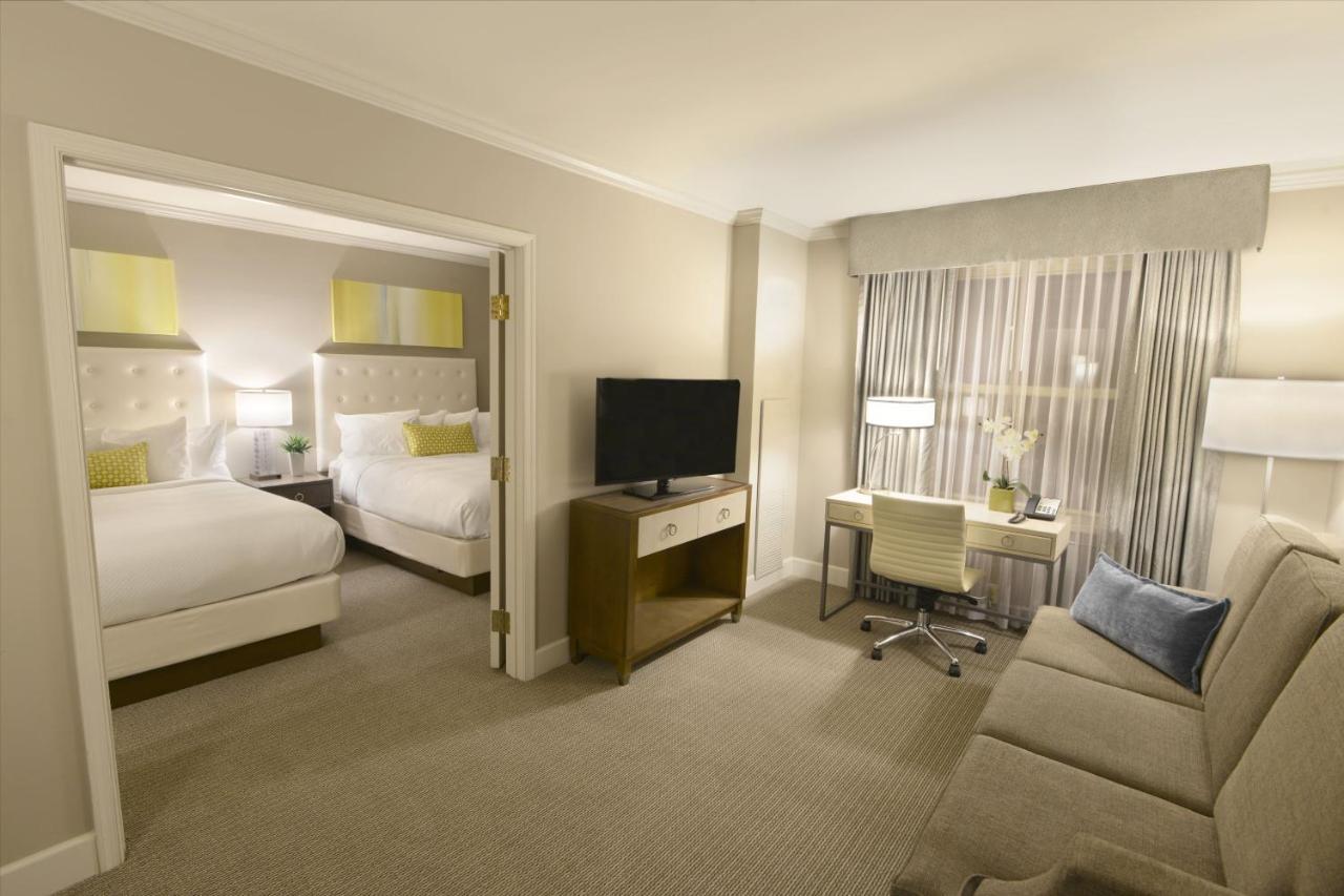 1 Bedroom Suite 2 Queen