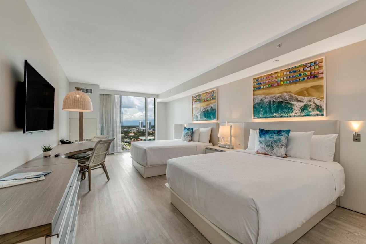 Queen Room with 2 Queen Beds with City View