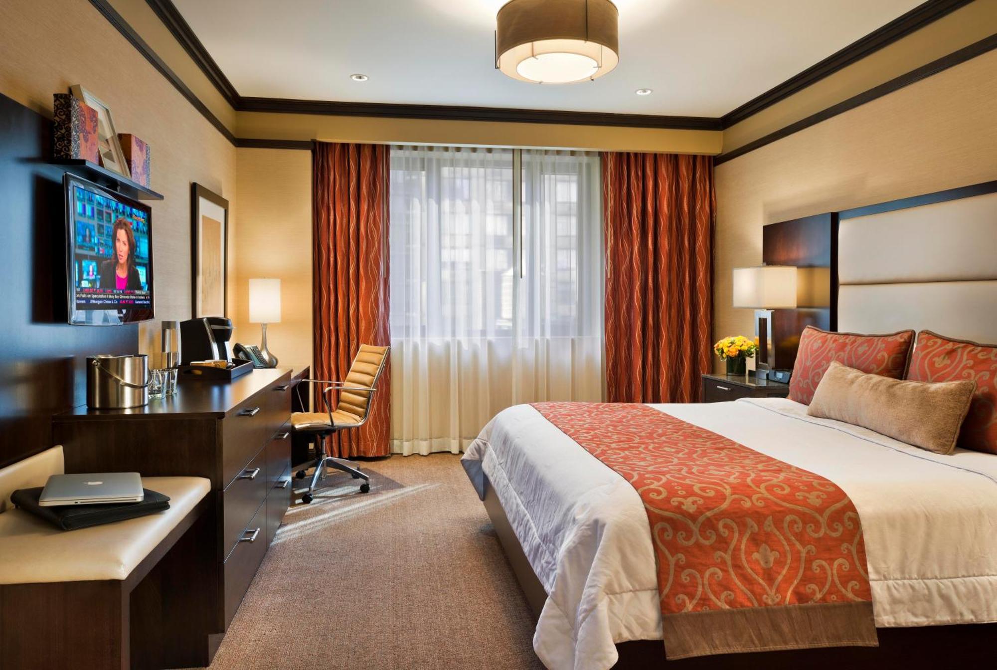 Deluxe Queen Room,1434704647:JPEG