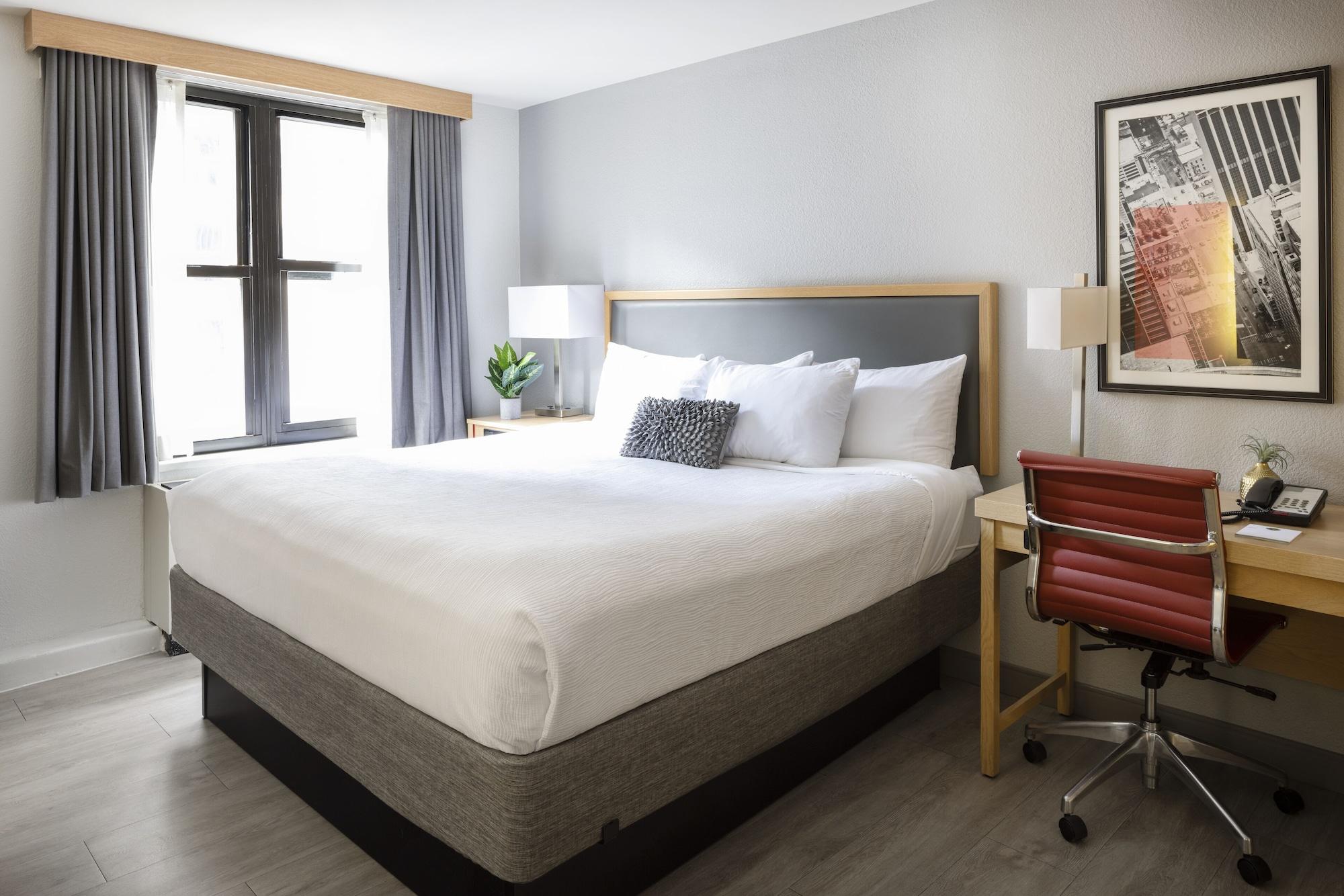 Superior King Room