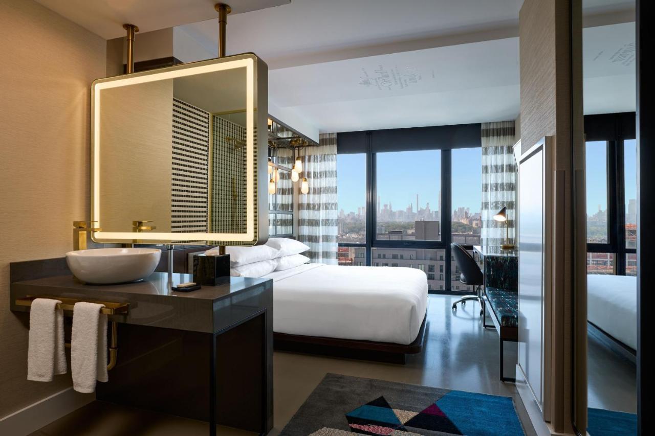 Queen Room with Two Queen Beds and City View,1490443456:JPEG