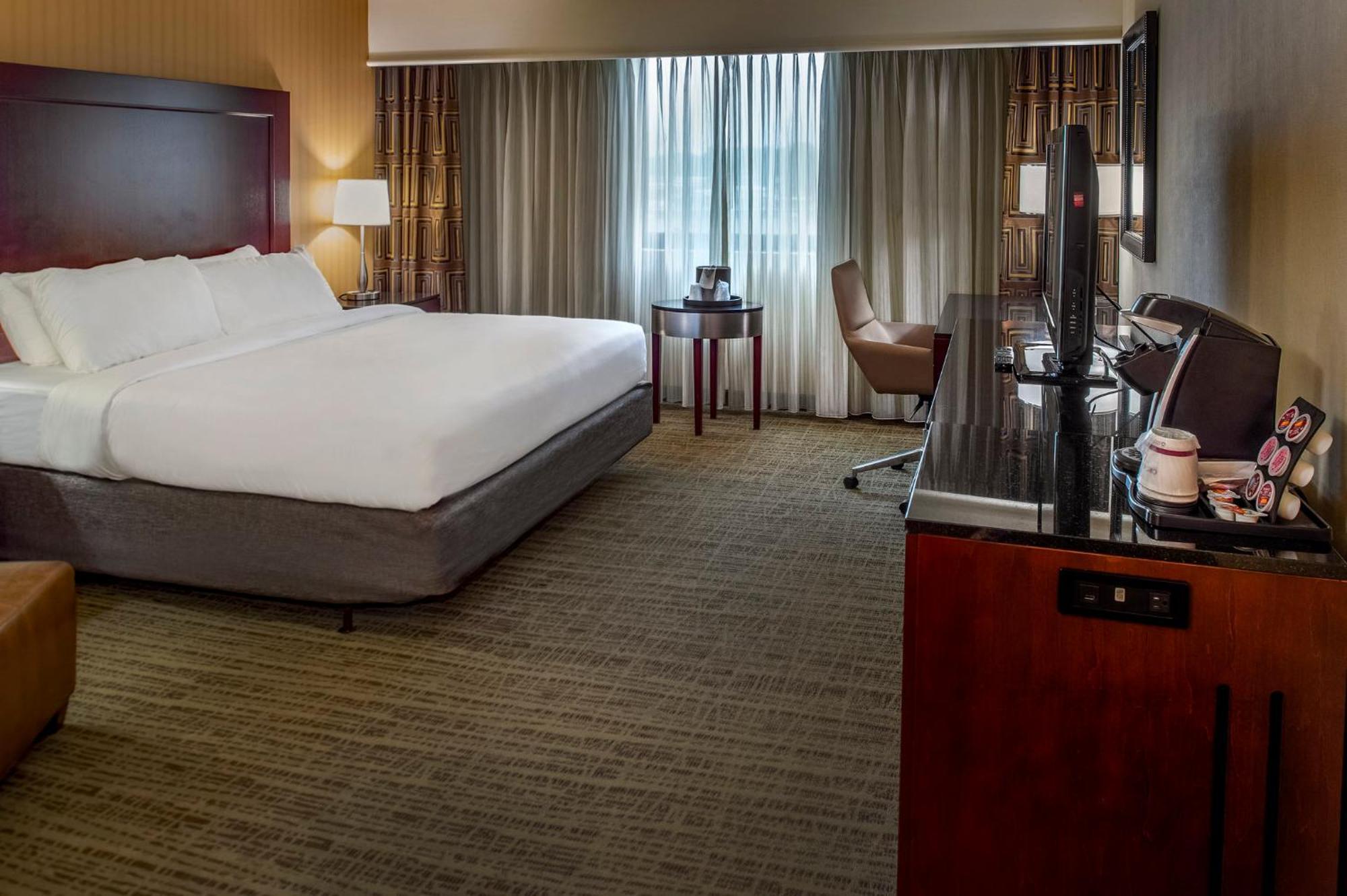 Standard King Room - High Floor