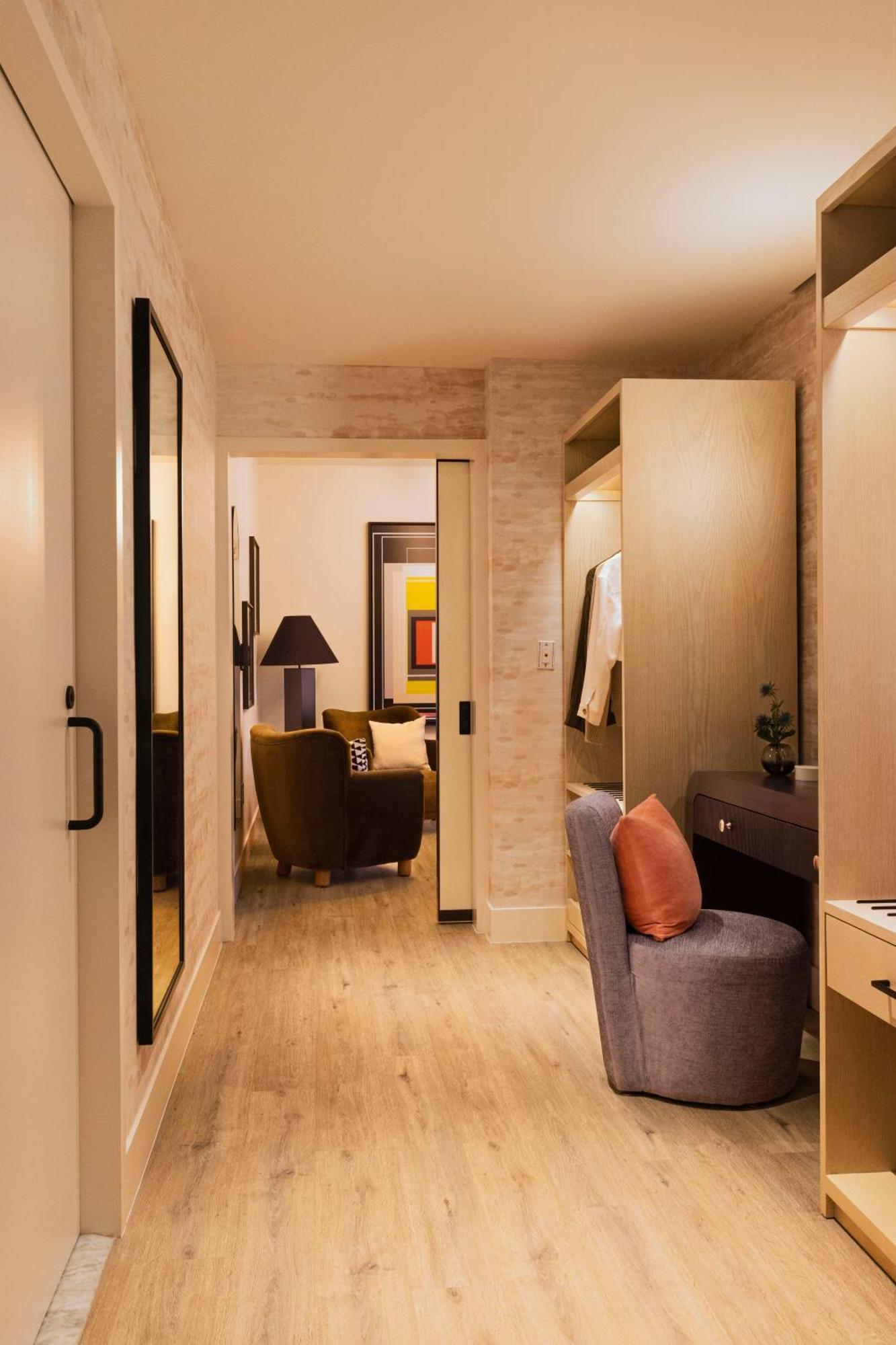 Penthouse Suite