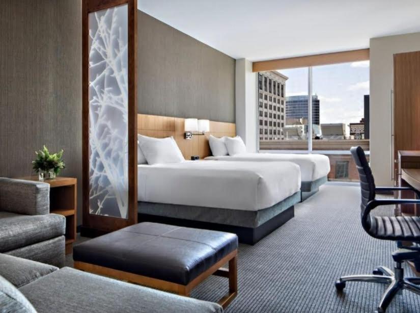 Queen Room Two Queen Beds Sofa Bed City View