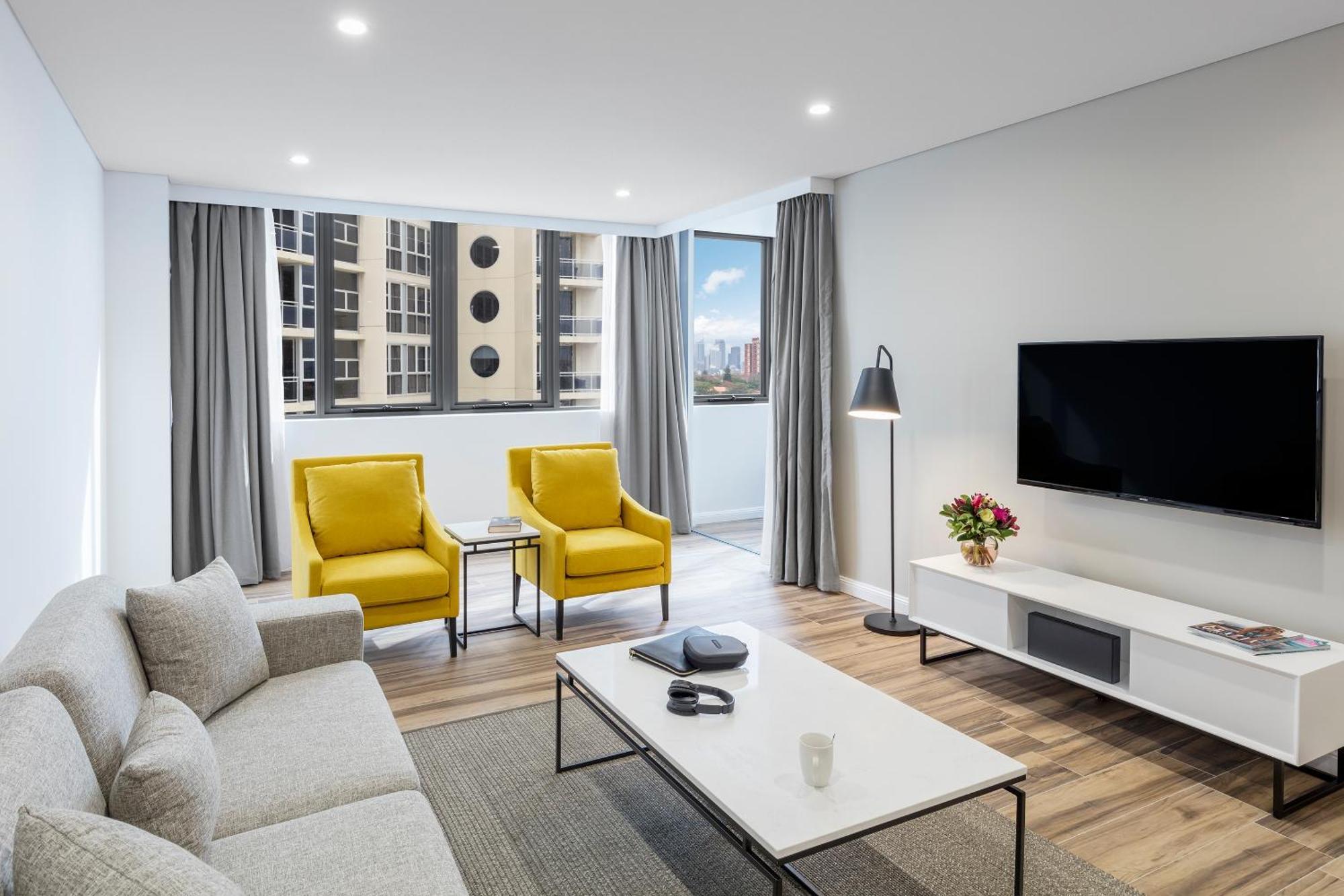 One-Bedroom Luxury Suite
