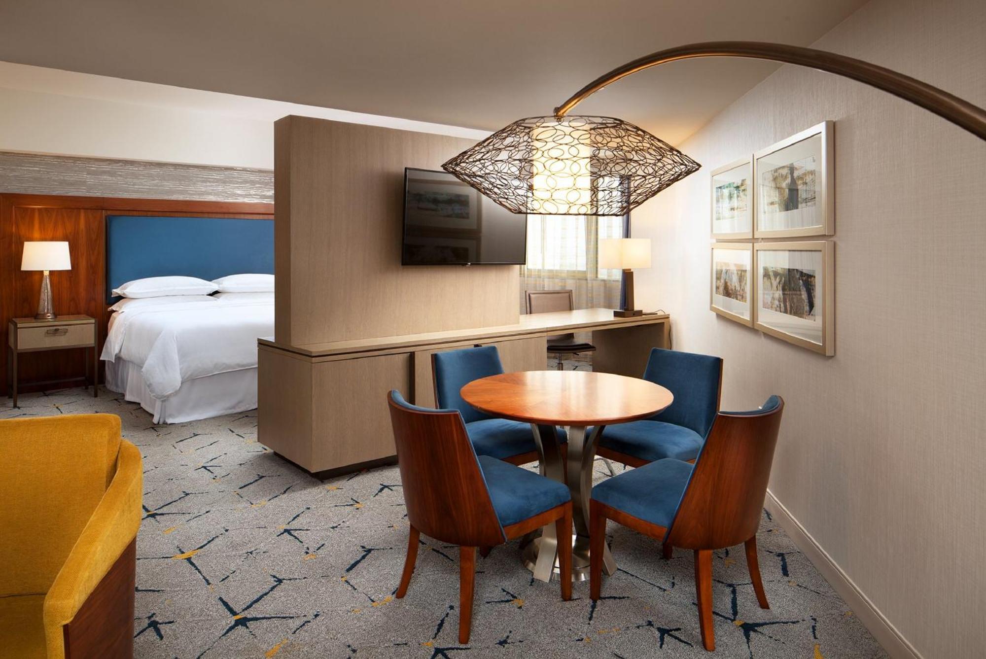 Executive Suite 1 King