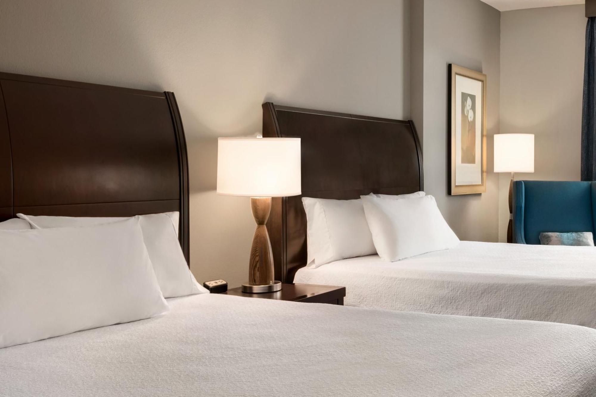Queen Room with Two Queen Beds,1551610441:JPEG