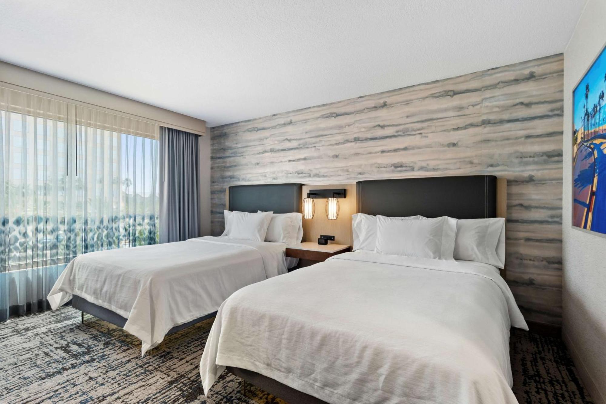 Two-Bedroom Suite Two Double Beds Fireworks View