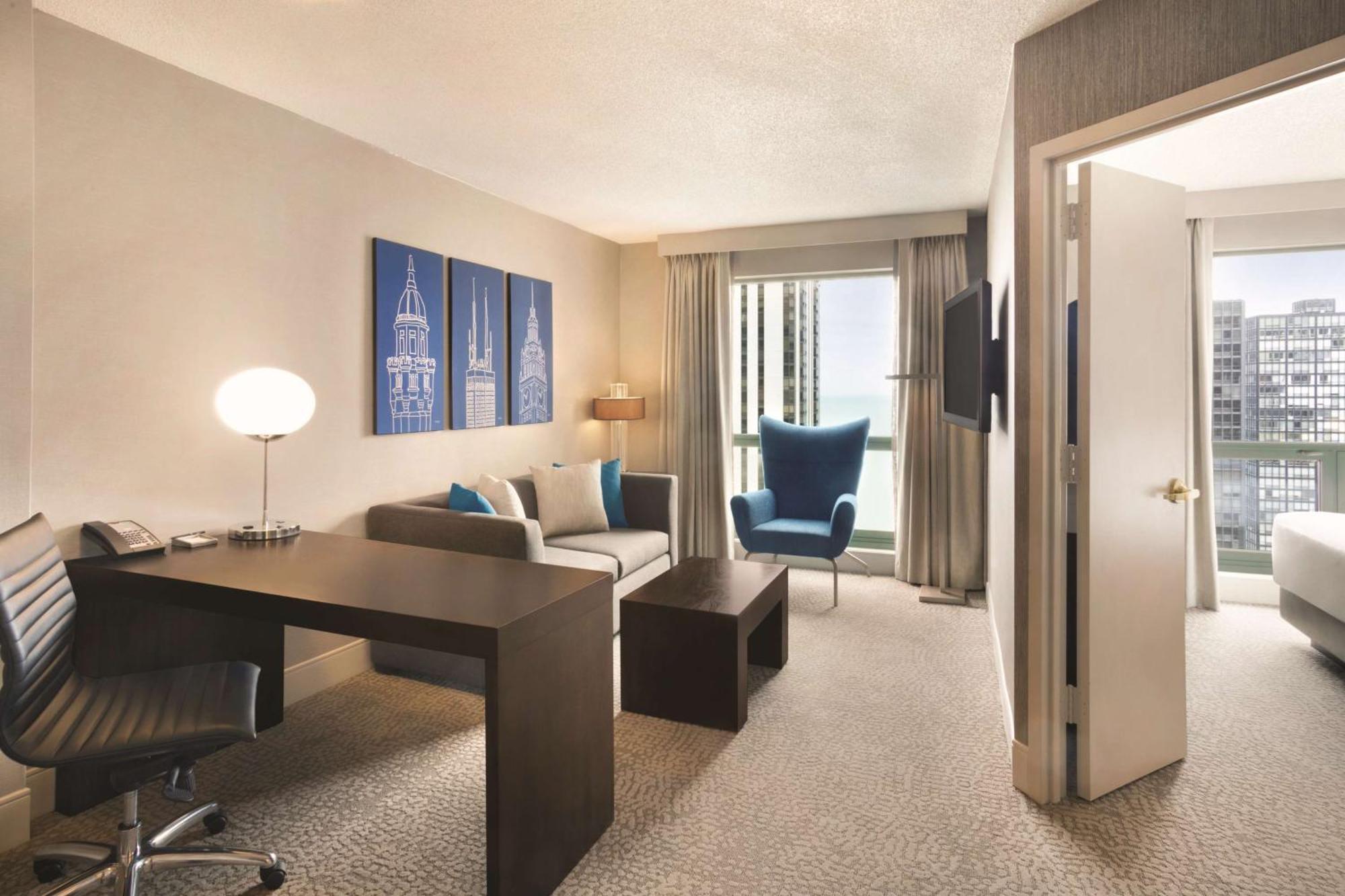 One-Bedroom King Suite Lake View