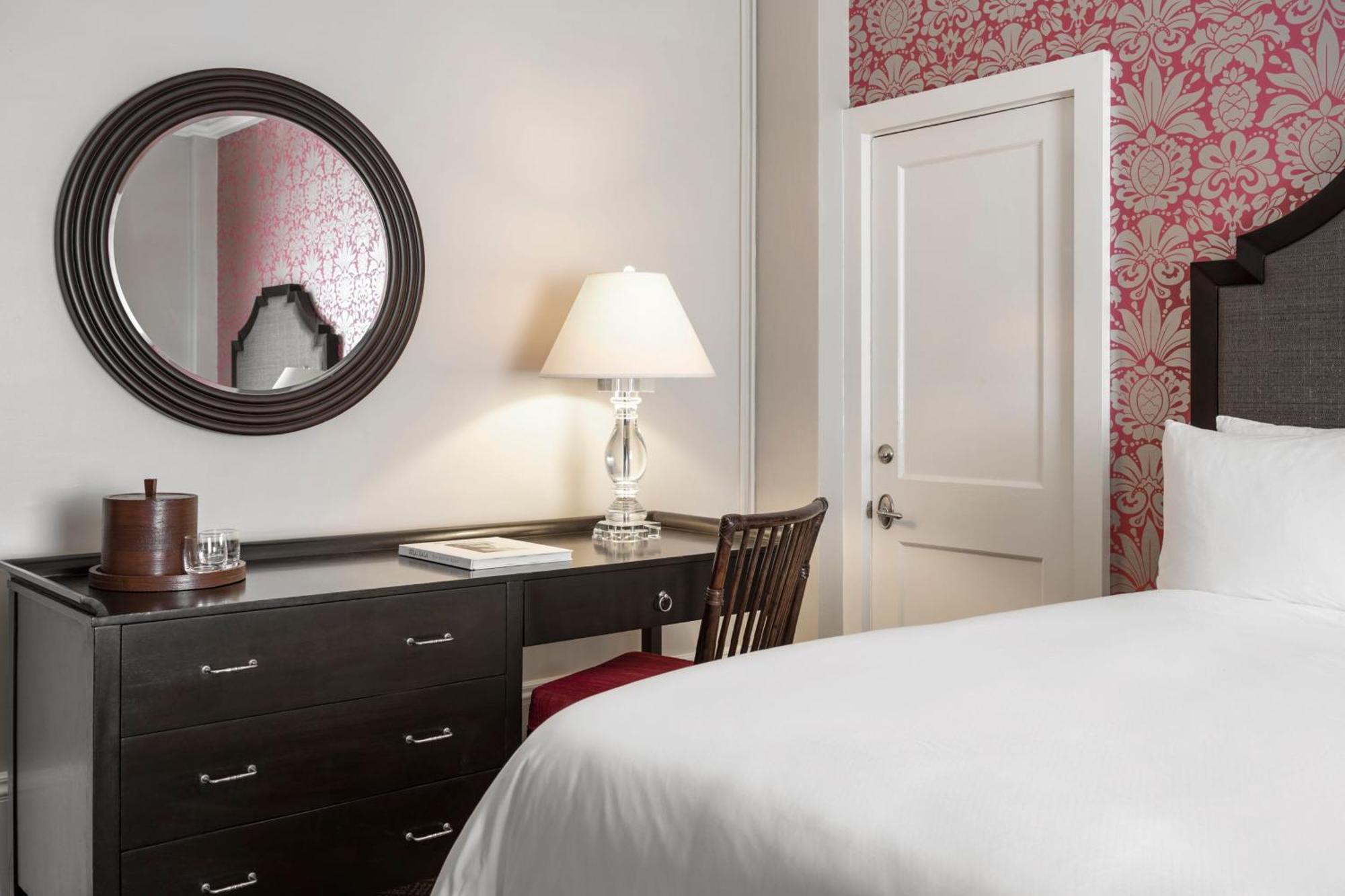 Historic Ocean Deluxe Larger Guest room King or Double