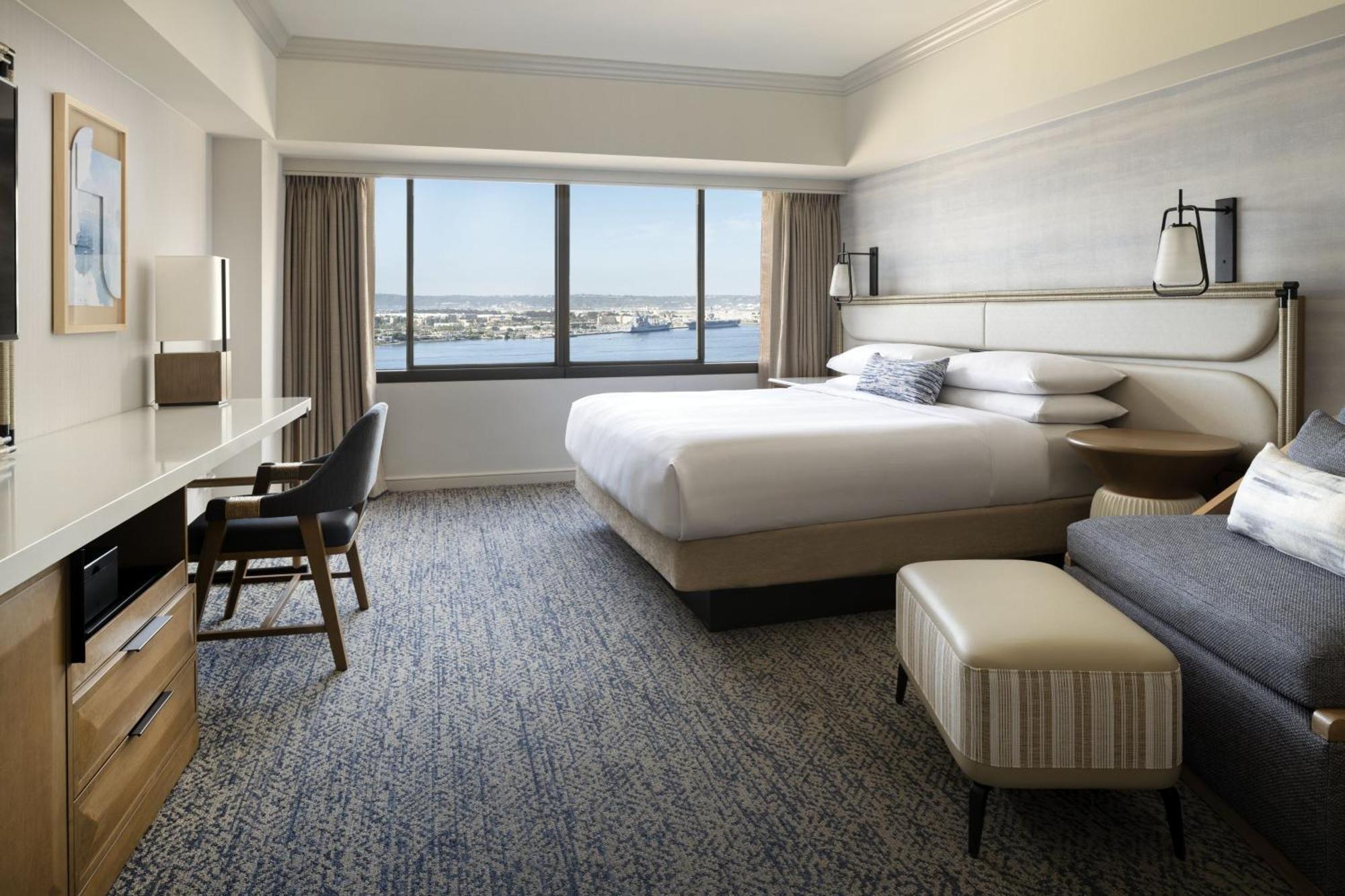 Concierge King or Double Room Bay View