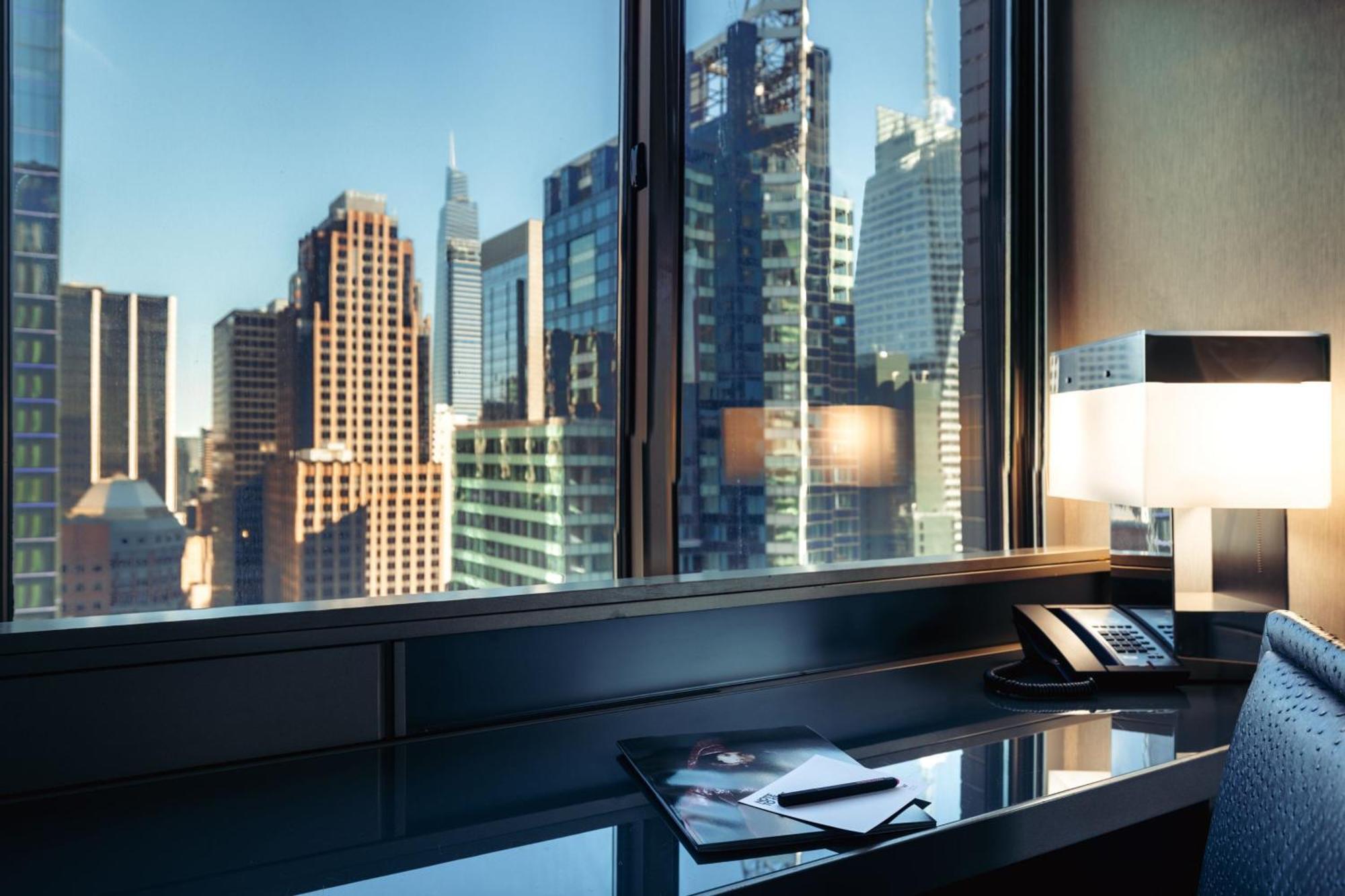 Wow Suite1 King Broadway View