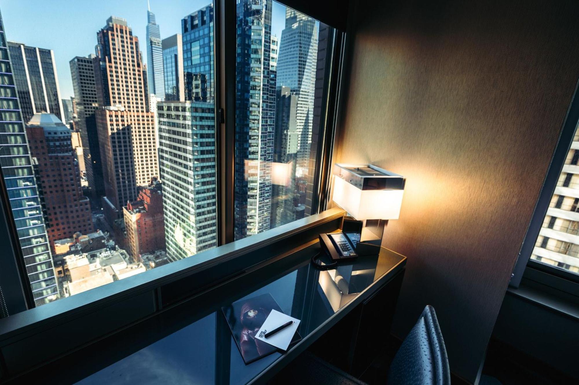 Wow Suite1 King Broadway View