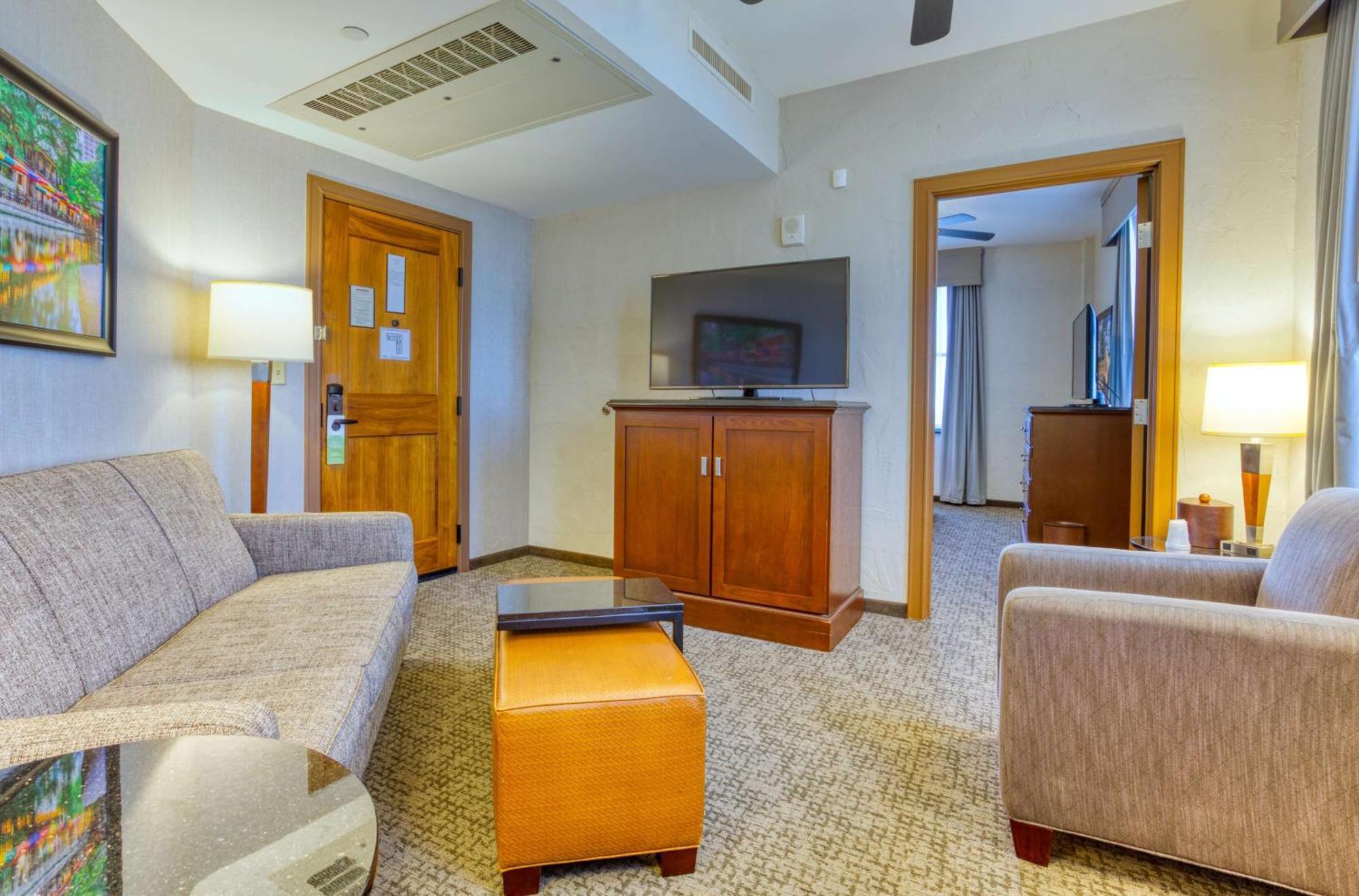 King Suite Sofa Bed,1588164183:JPEG